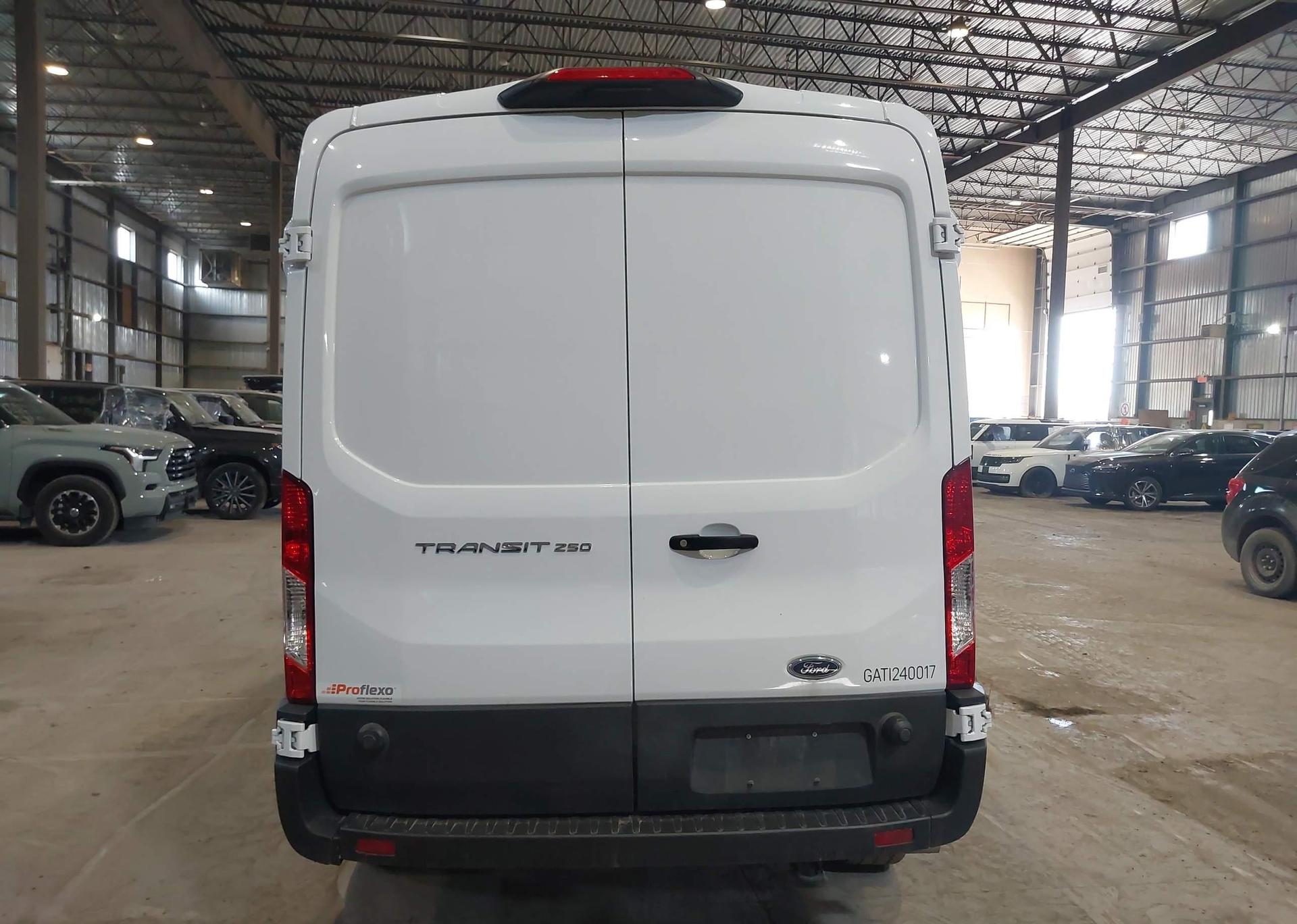 2024 FORD transit t-250