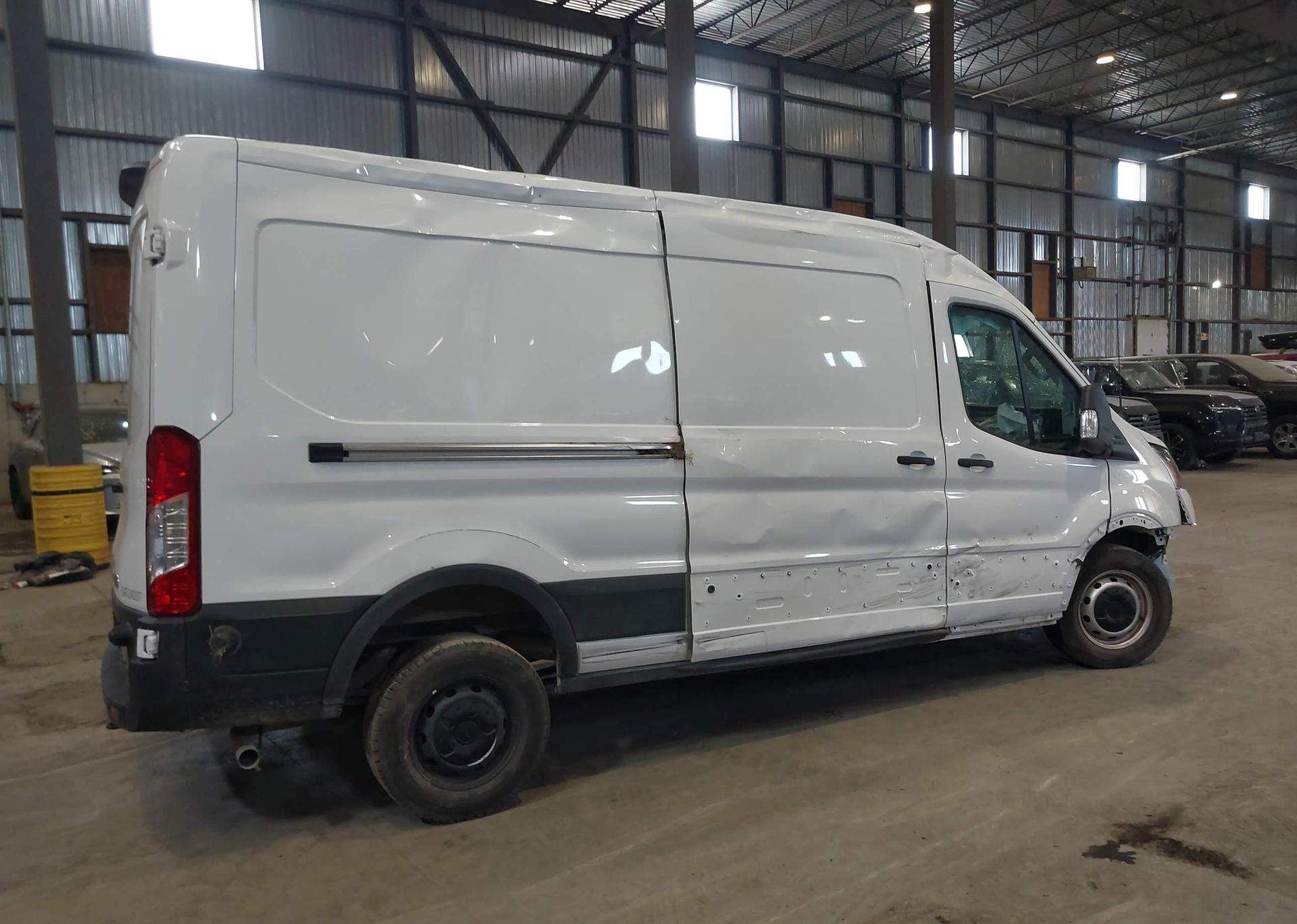 2024 FORD transit t-250