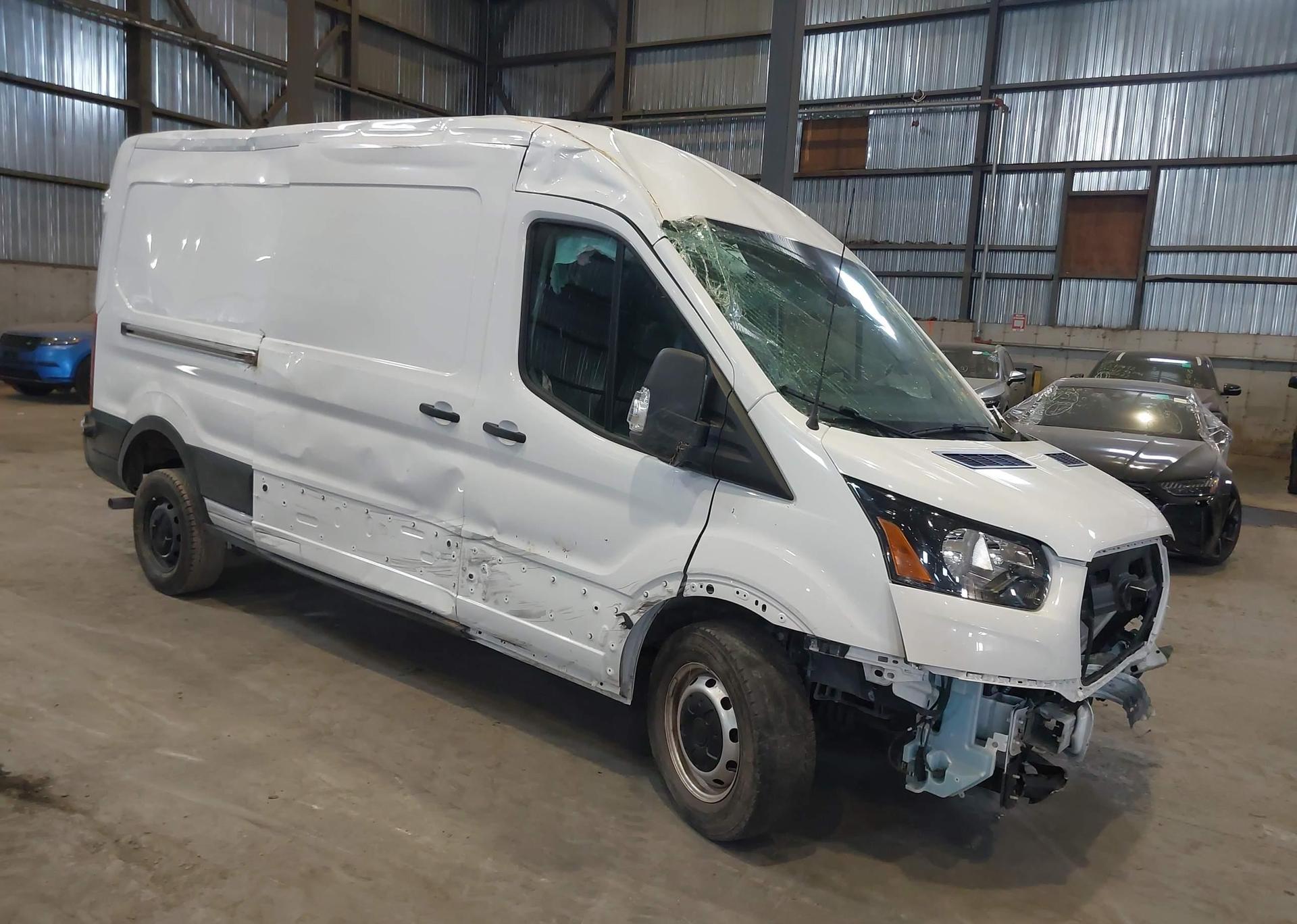 2024 FORD transit t-250