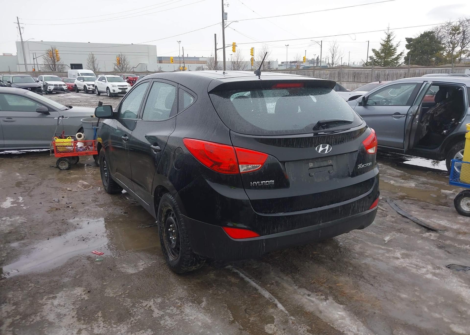 2012 HYUNDAI TUCSON GL
