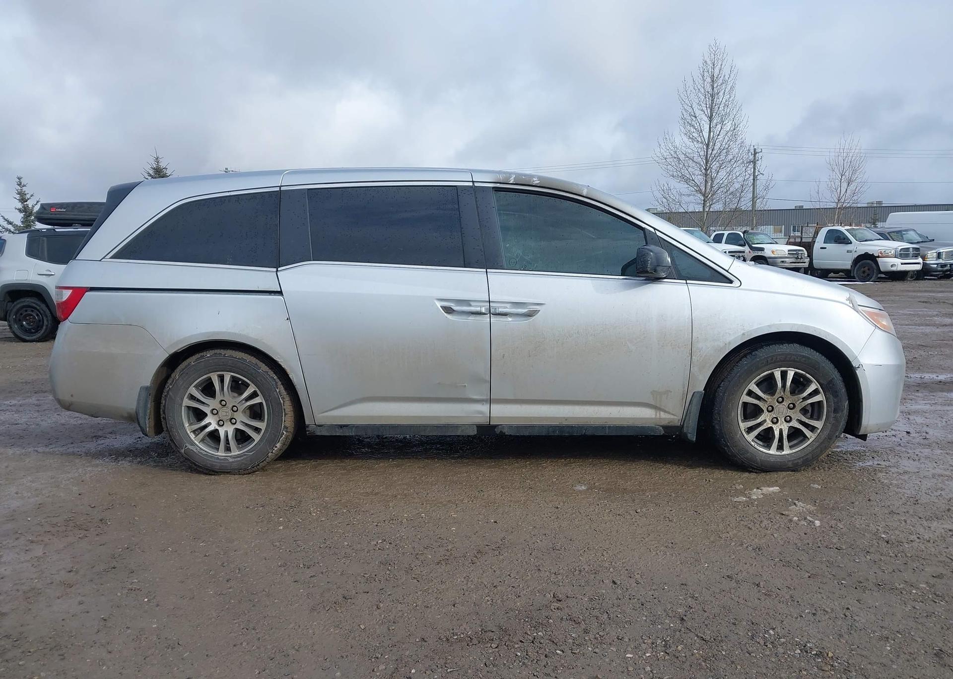 2013 HONDA ODYSSEY EX