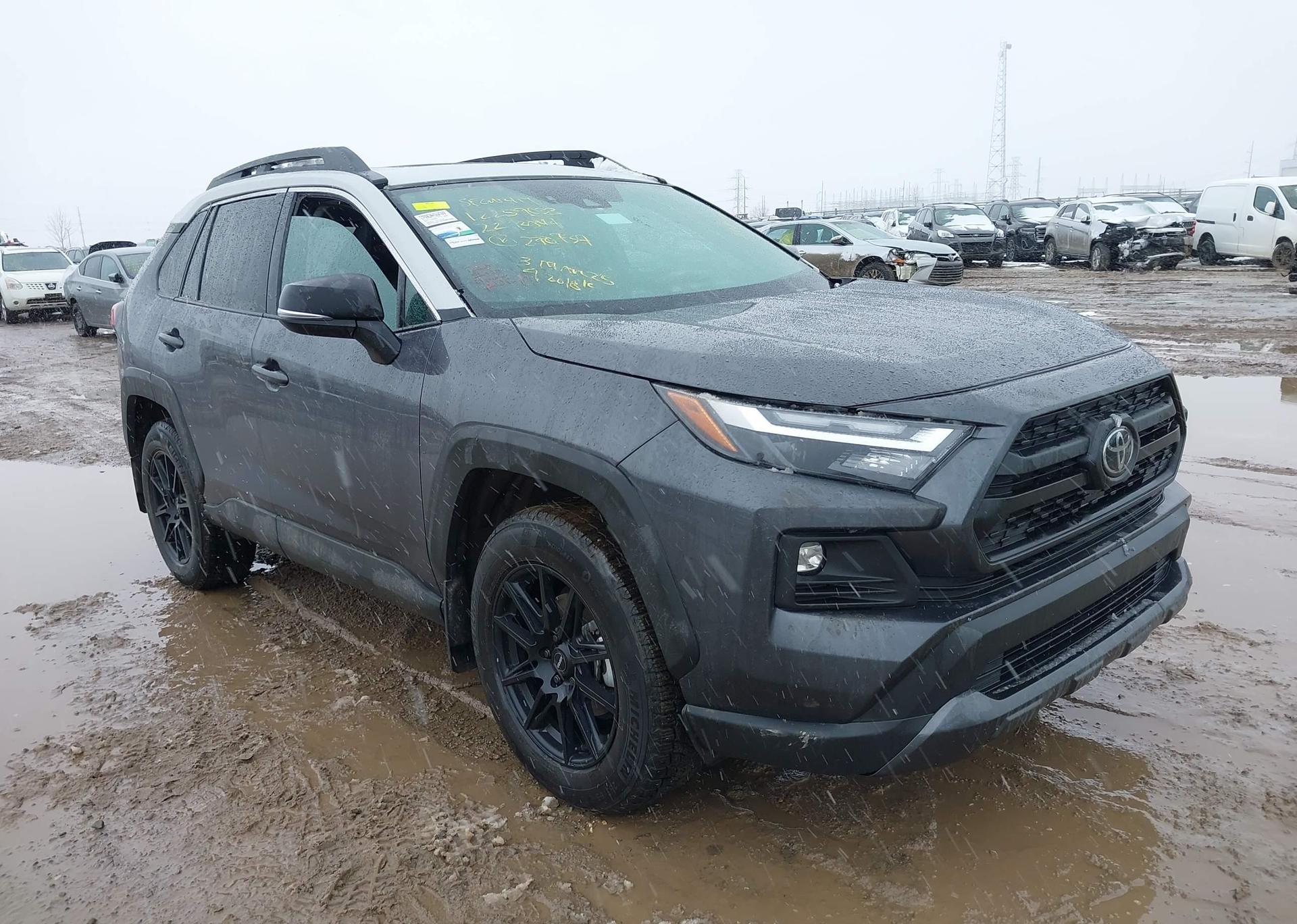 2022 TOYOTA RAV4 ADVENTURE