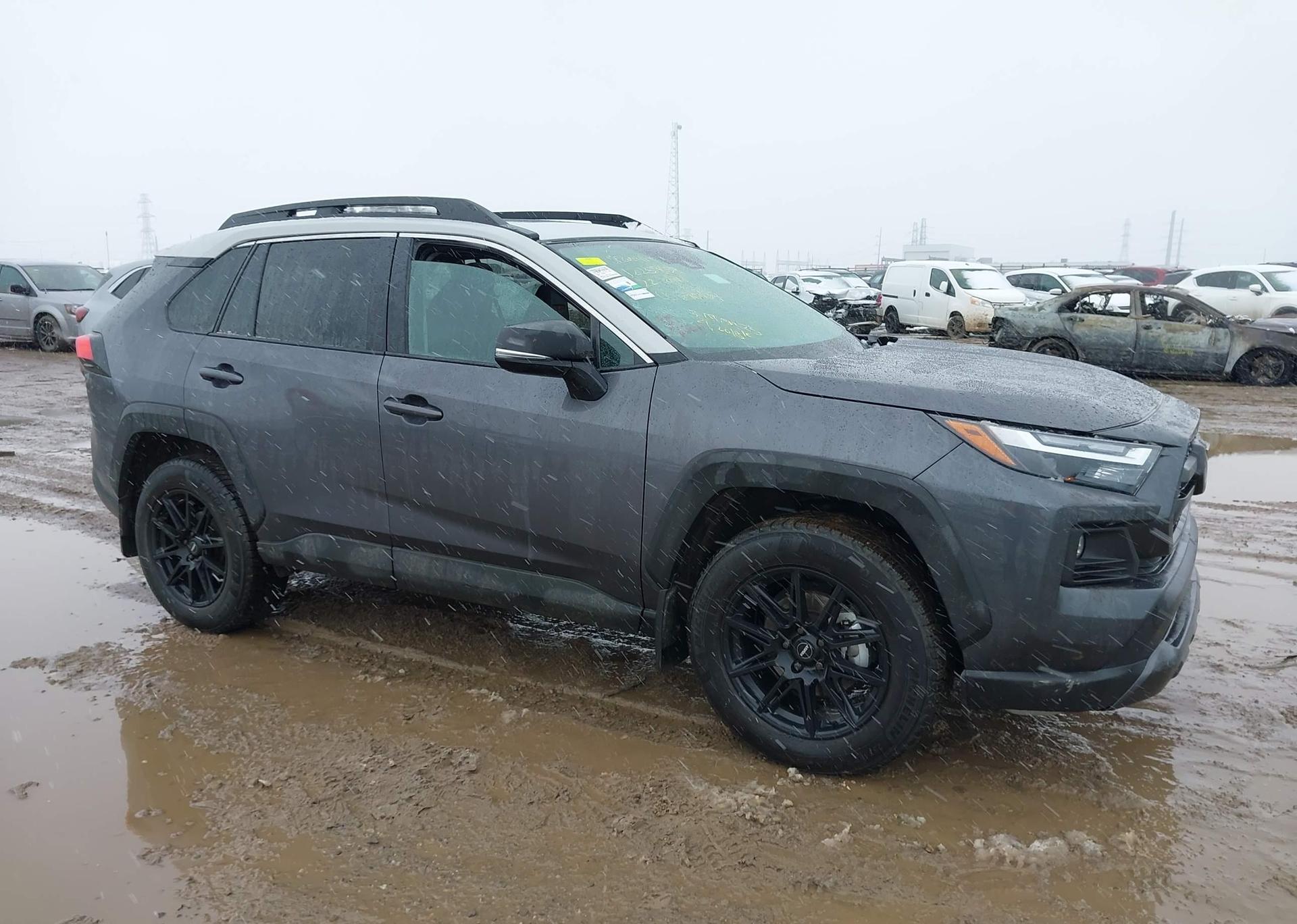 2022 TOYOTA RAV4 ADVENTURE