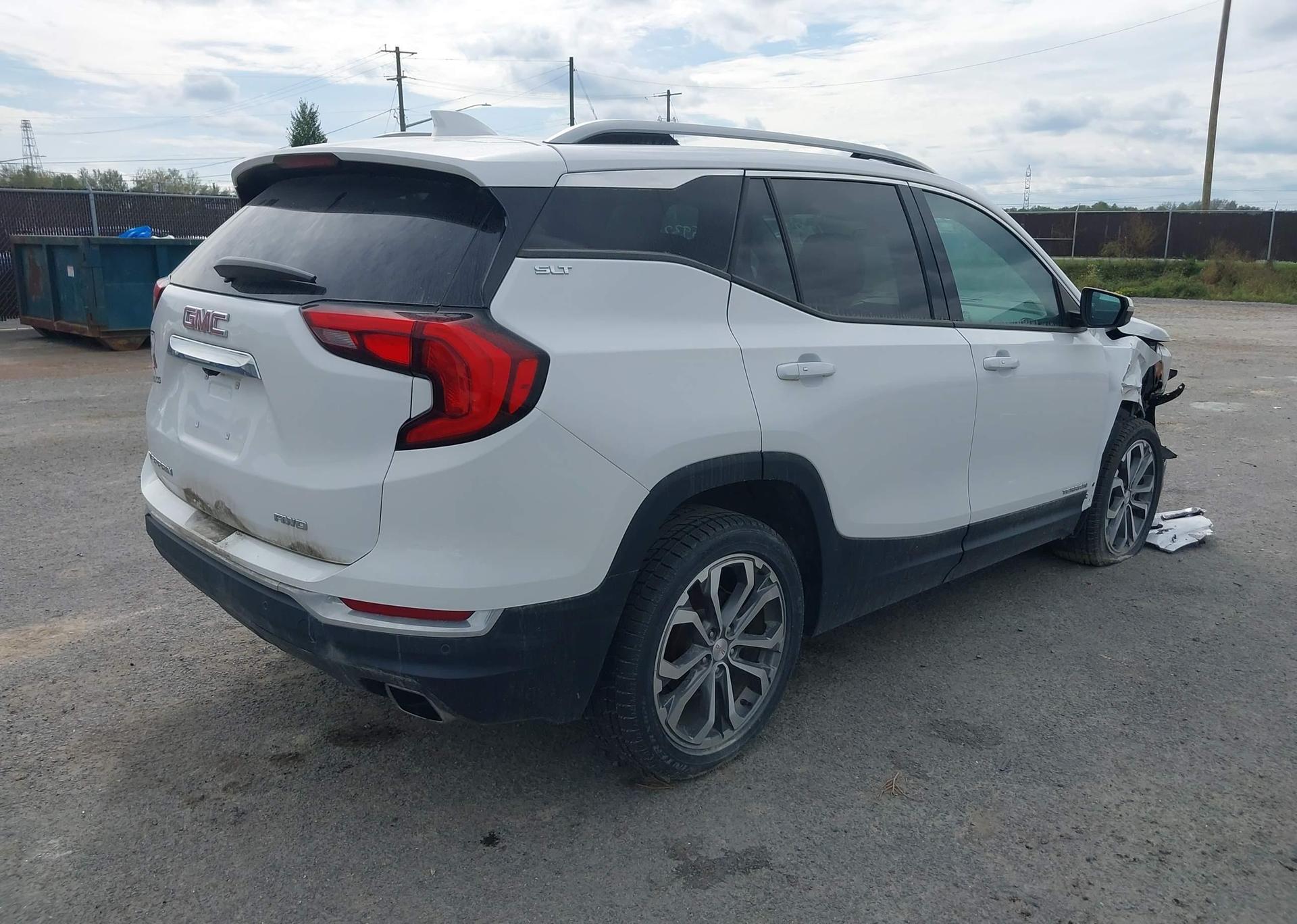 2020 GMC TERRAIN SLT