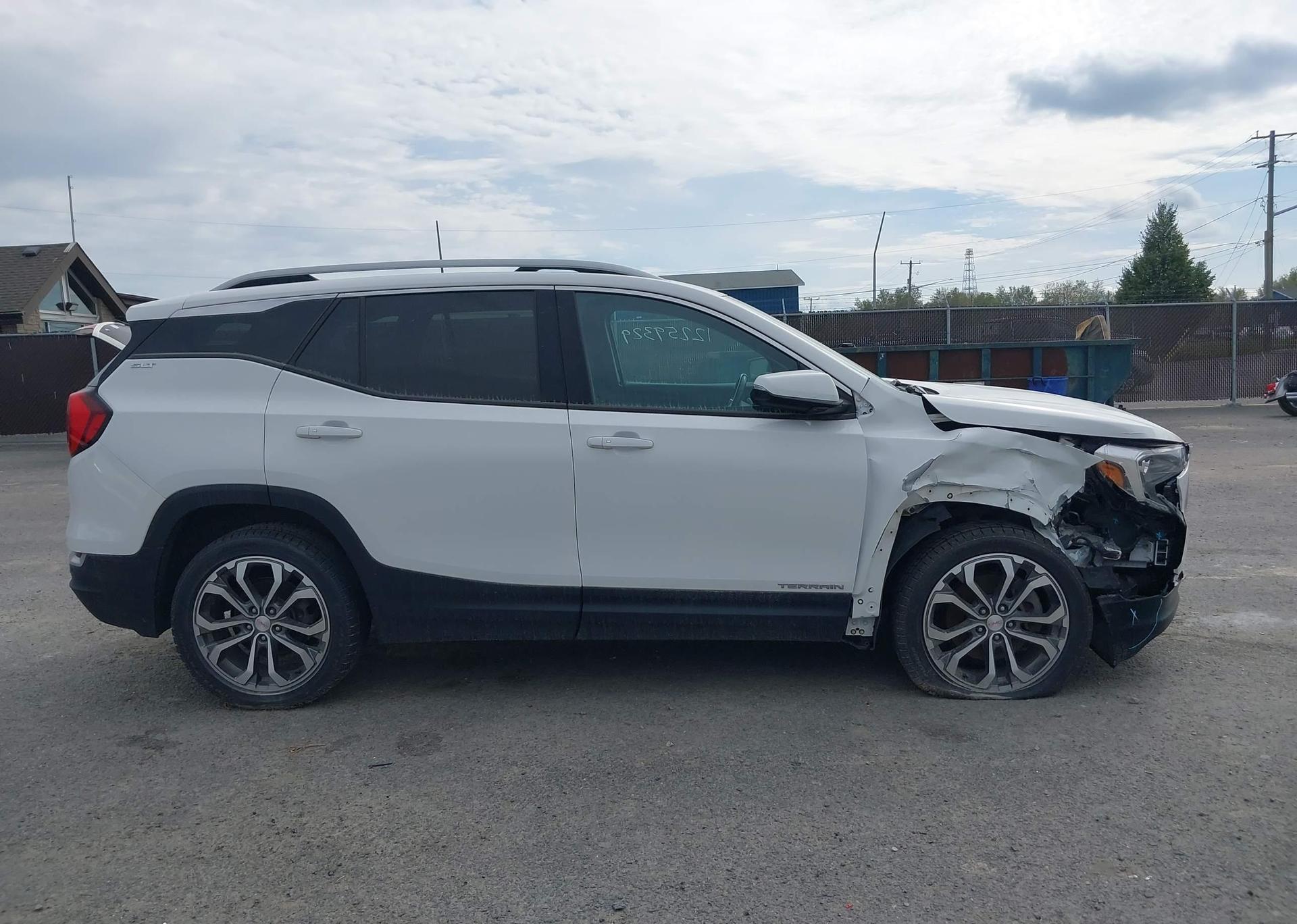 2020 GMC TERRAIN SLT