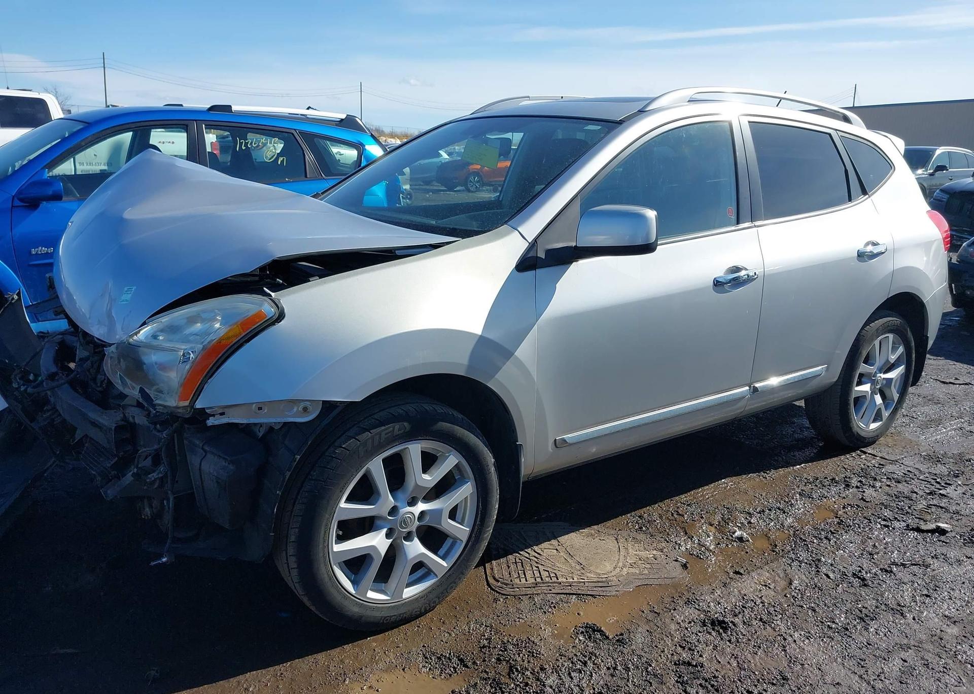 2012 NISSAN ROGUE S