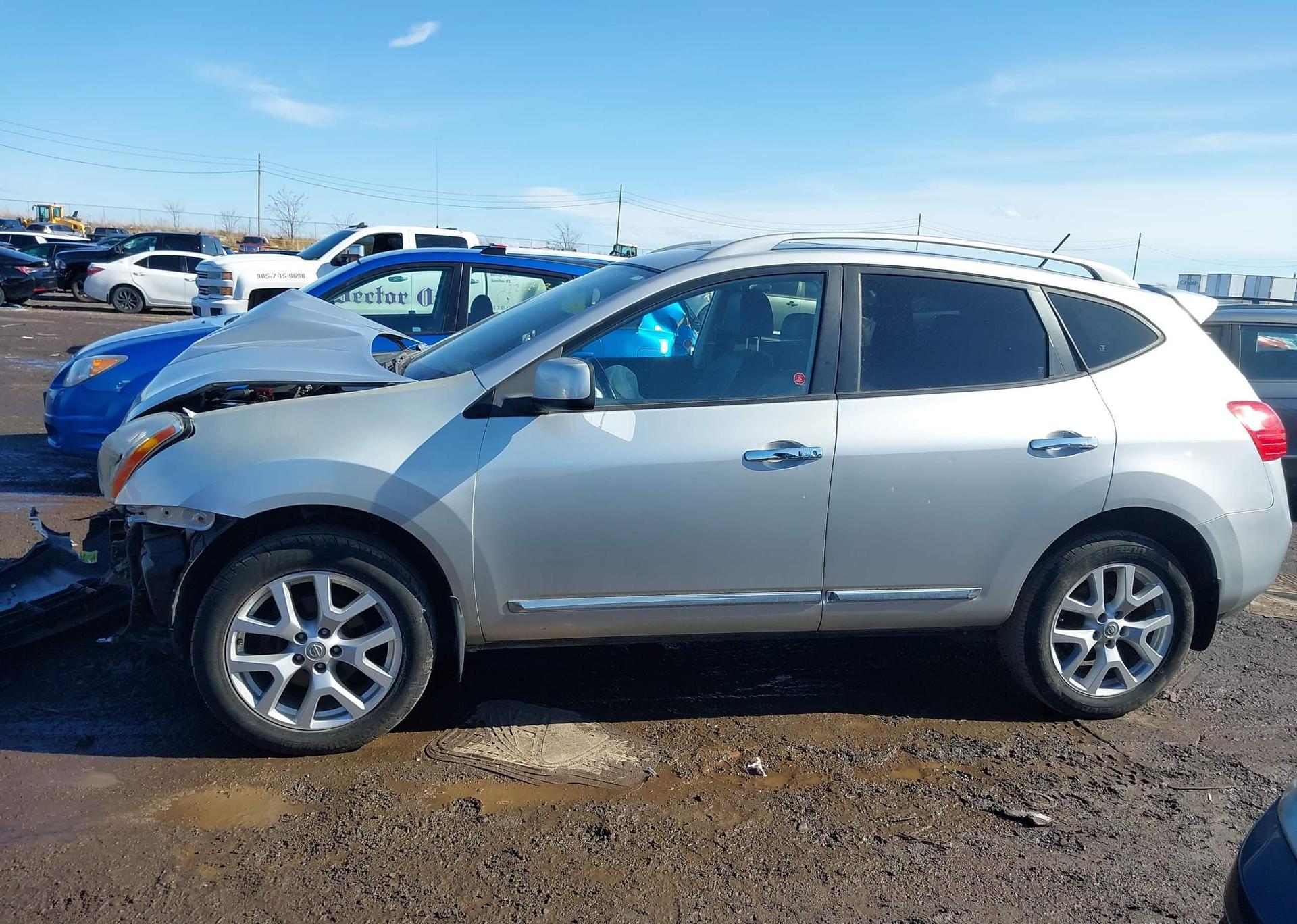 2012 NISSAN ROGUE S