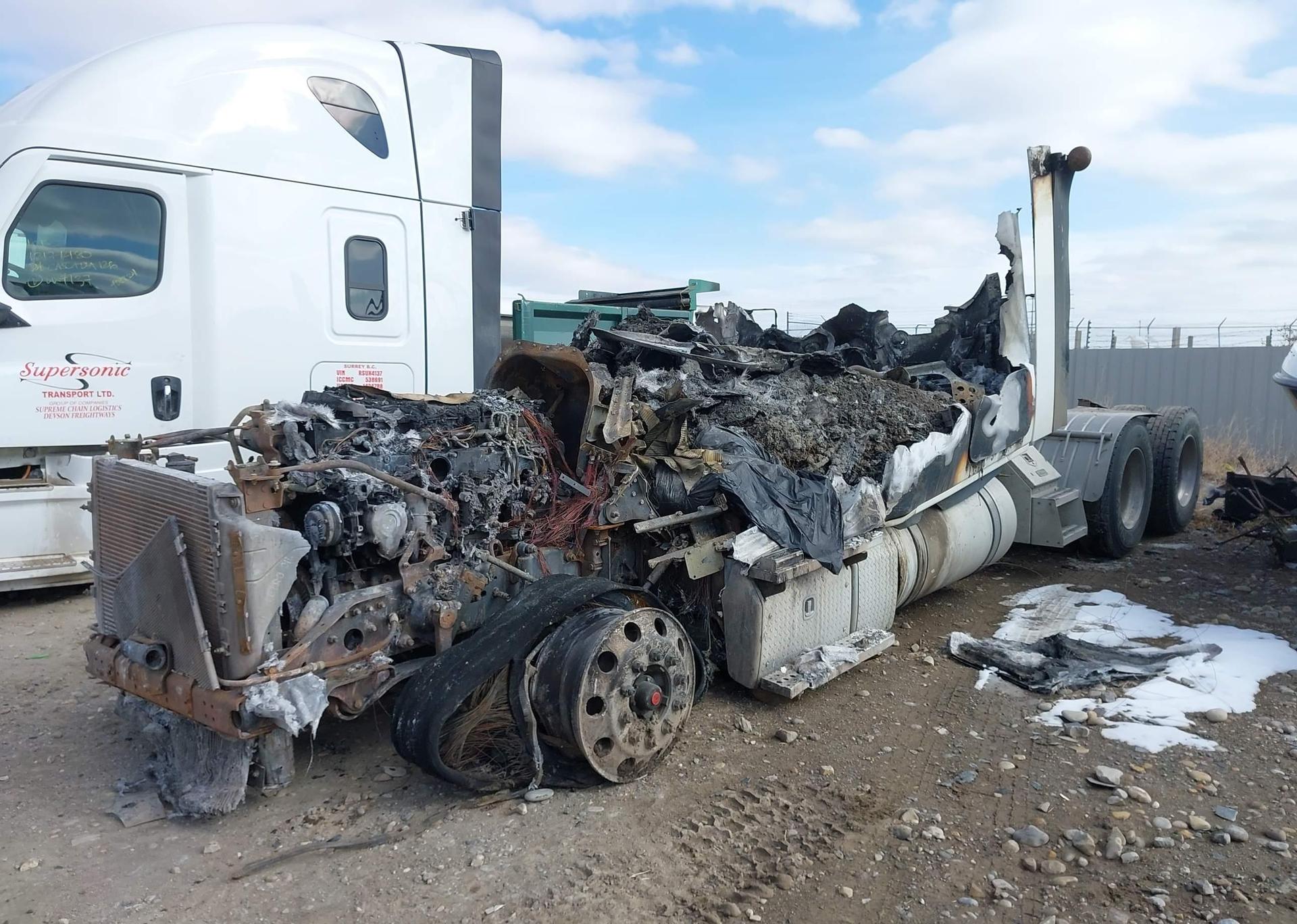 2016 FREIGHTLINER CASCADIA 125