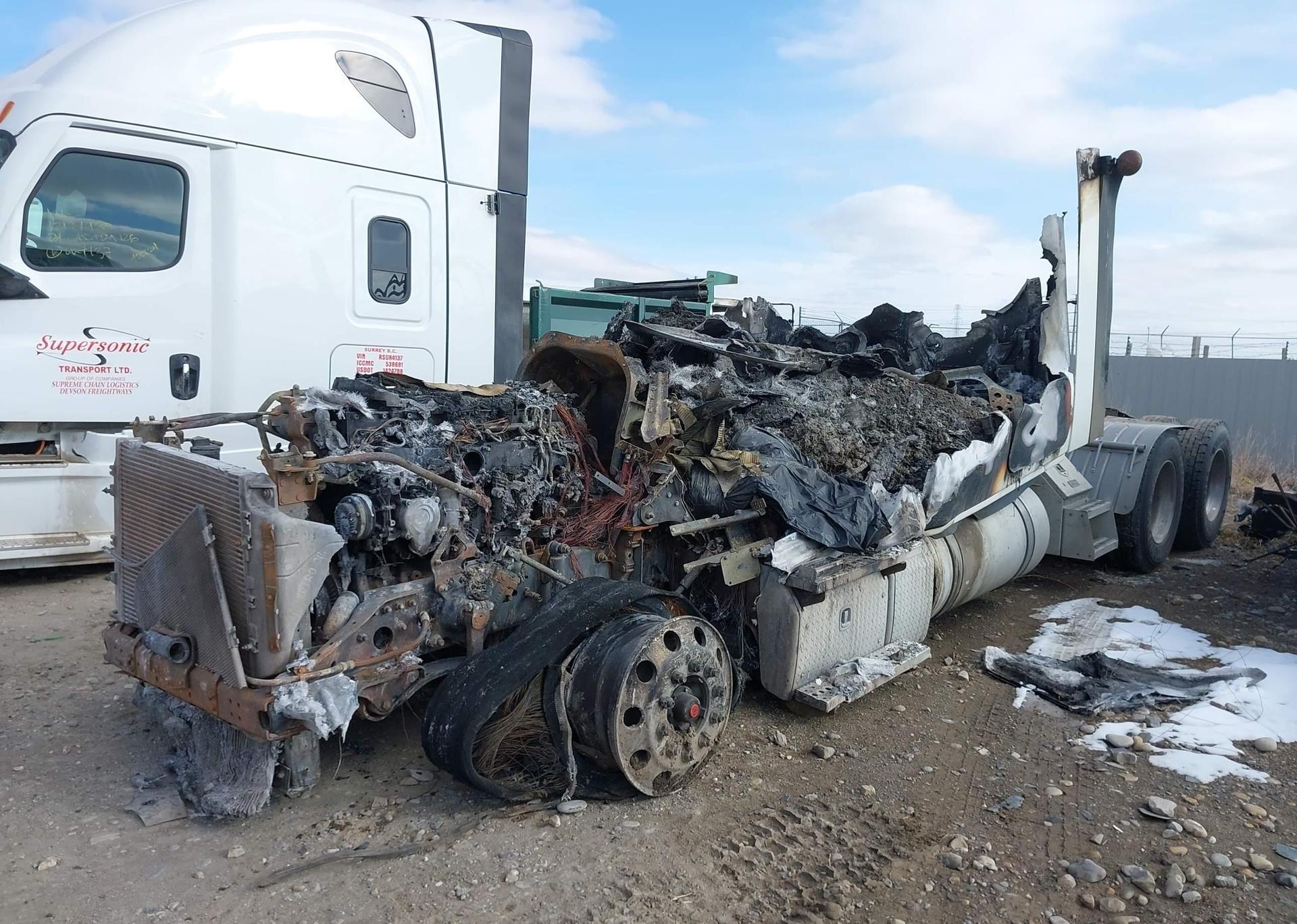 2016 FREIGHTLINER CASCADIA 125