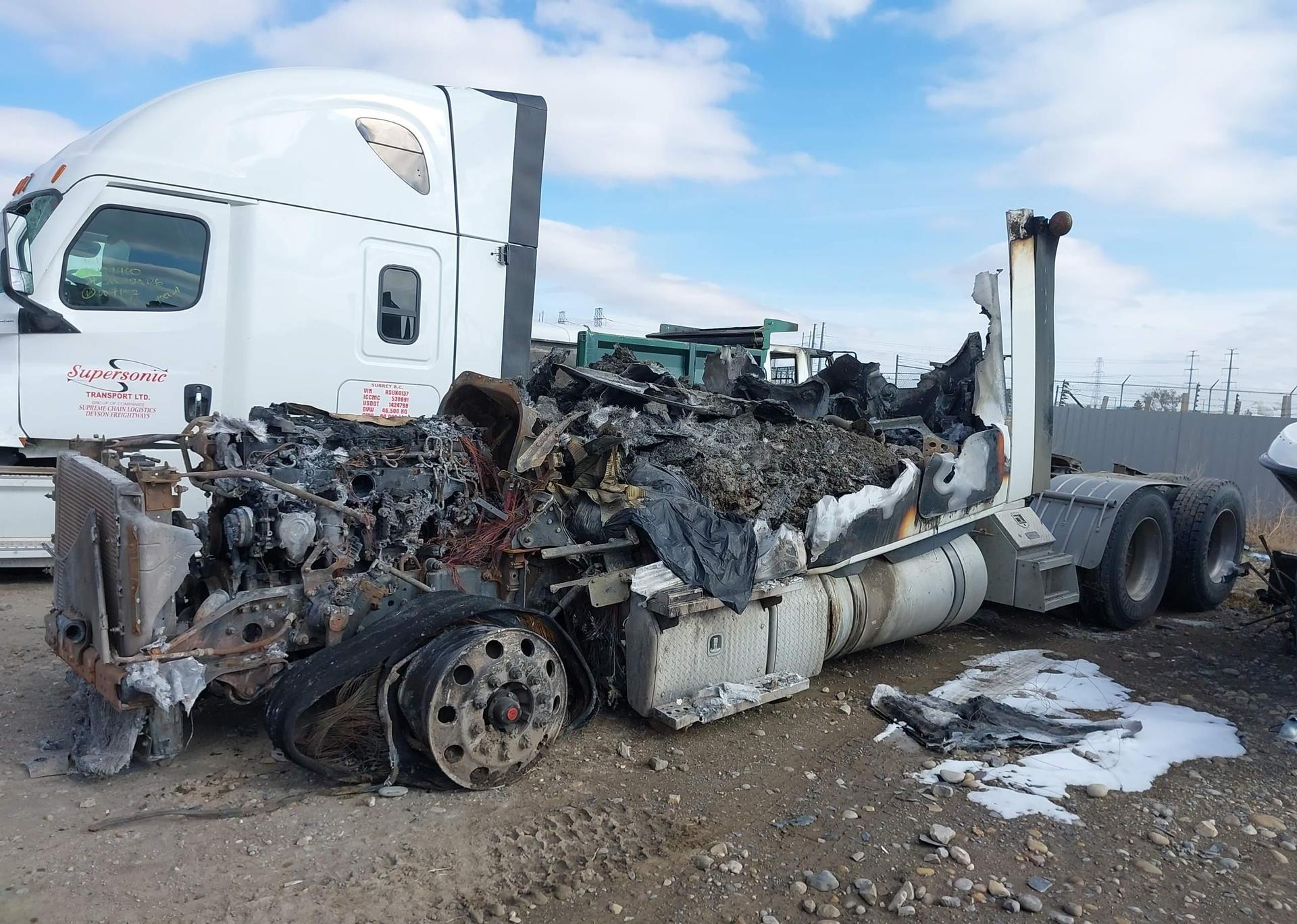 2016 FREIGHTLINER CASCADIA 125
