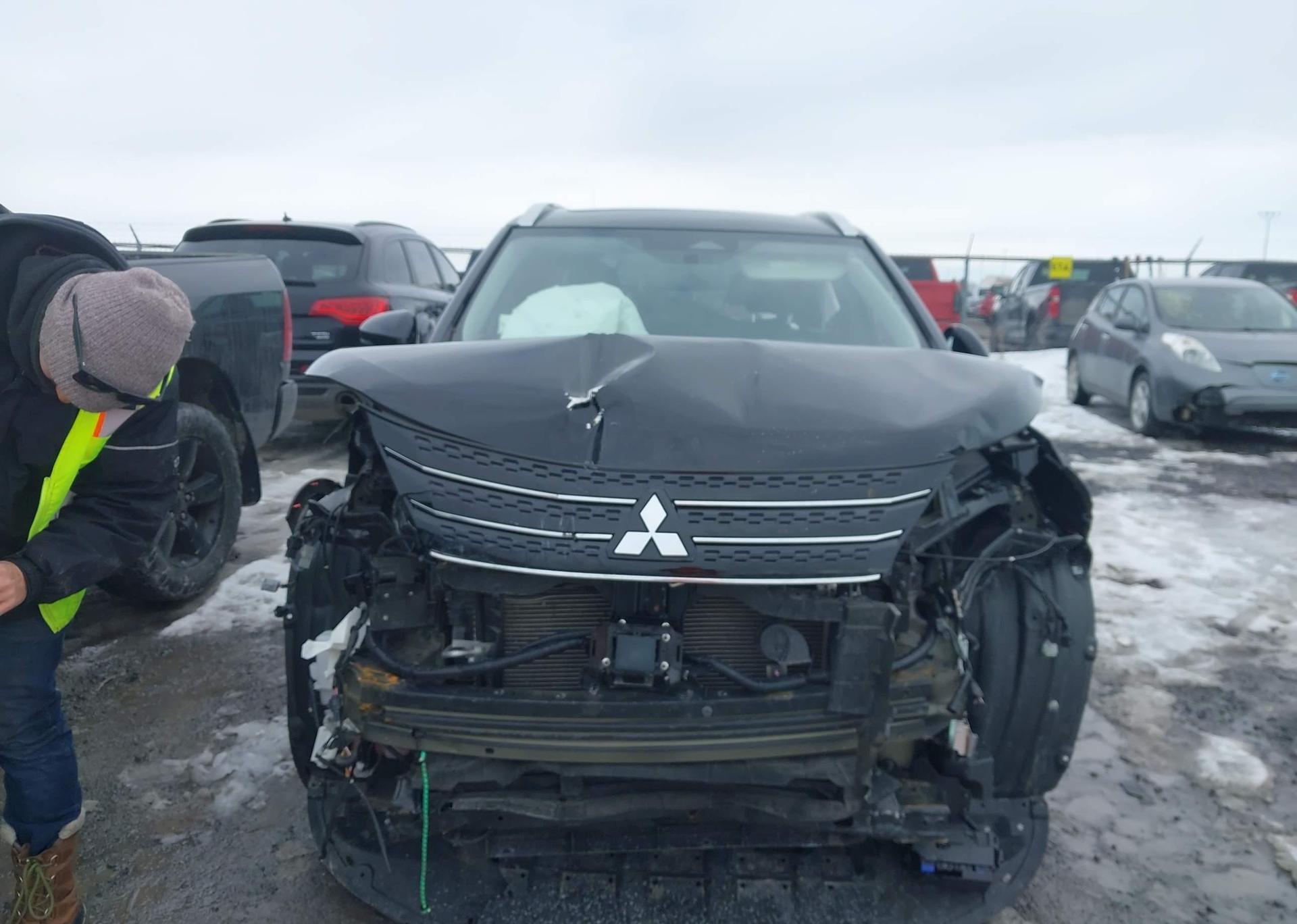 2022 MITSUBISHI OUTLANDER SE