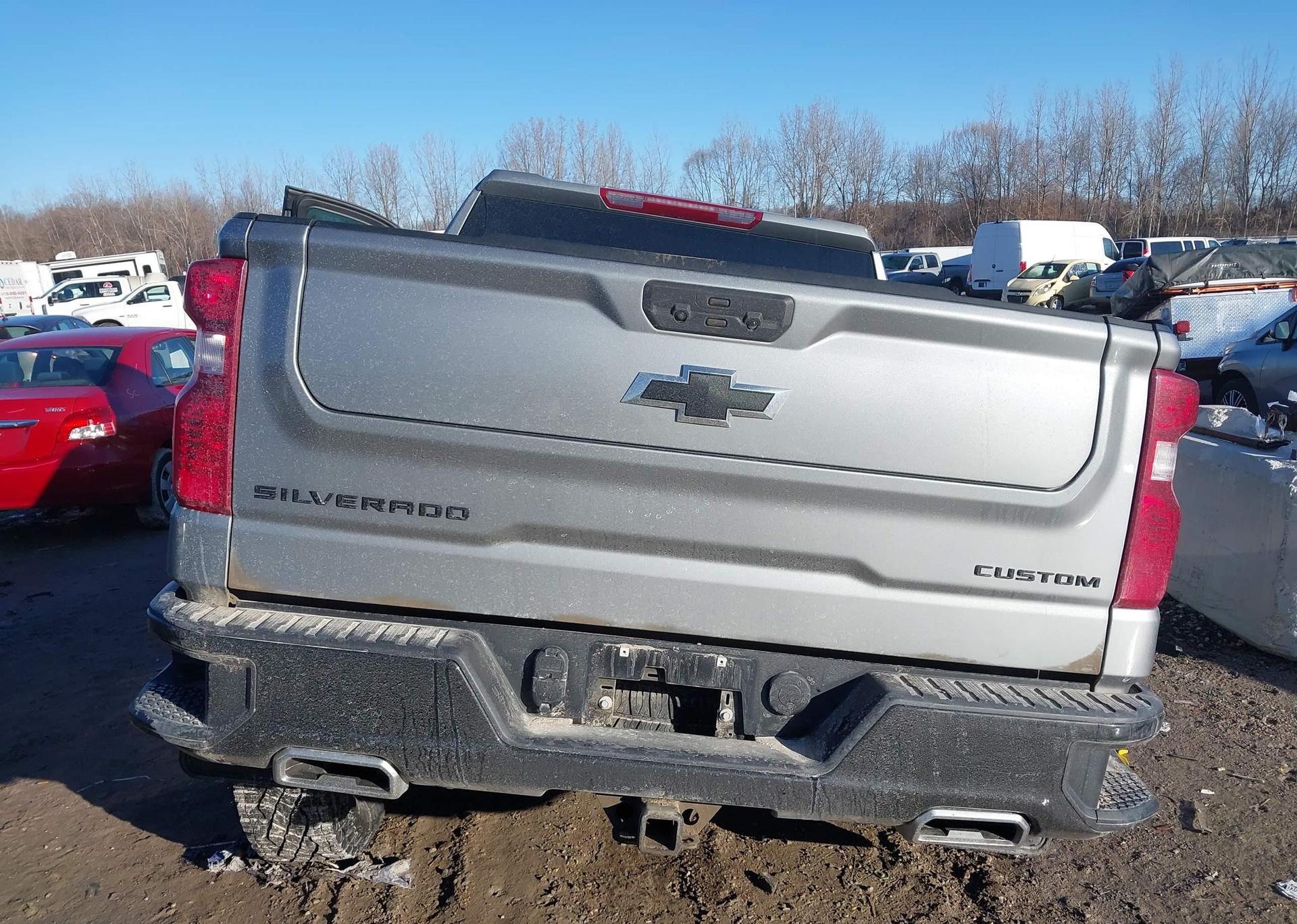 2024 CHEVROLET SILVERADO K1500 TRAIL BOSS CUSTOM