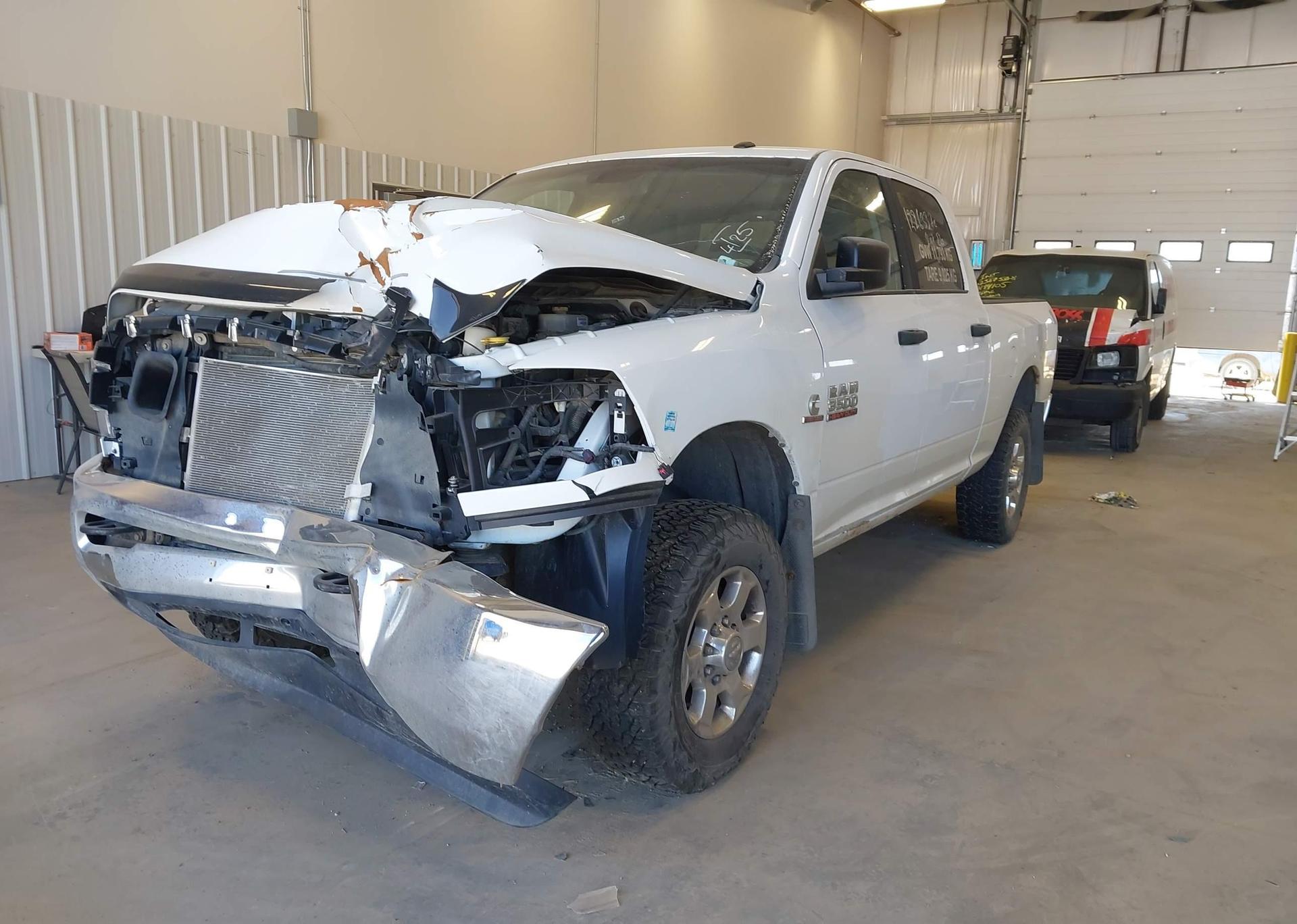 2016 RAM 3500 SLT