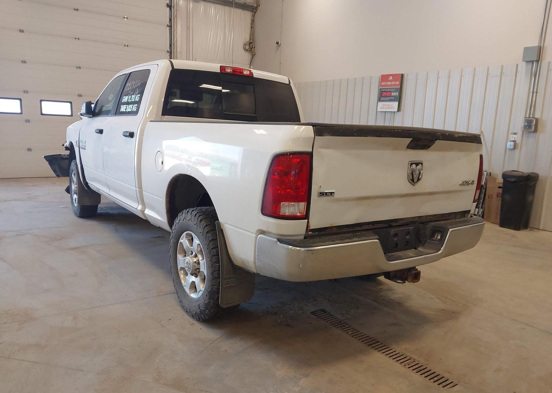 2016 RAM 3500 SLT
