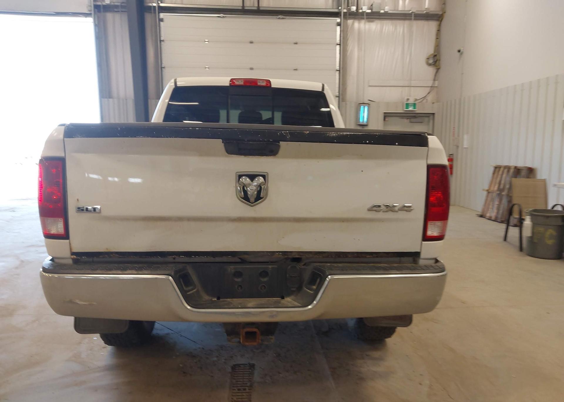 2016 RAM 3500 SLT