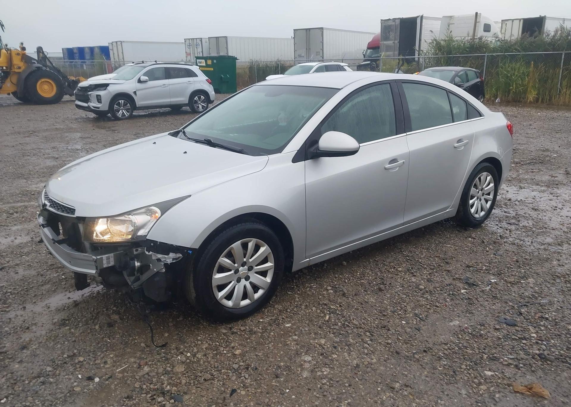 2011 CHEVROLET CRUZE