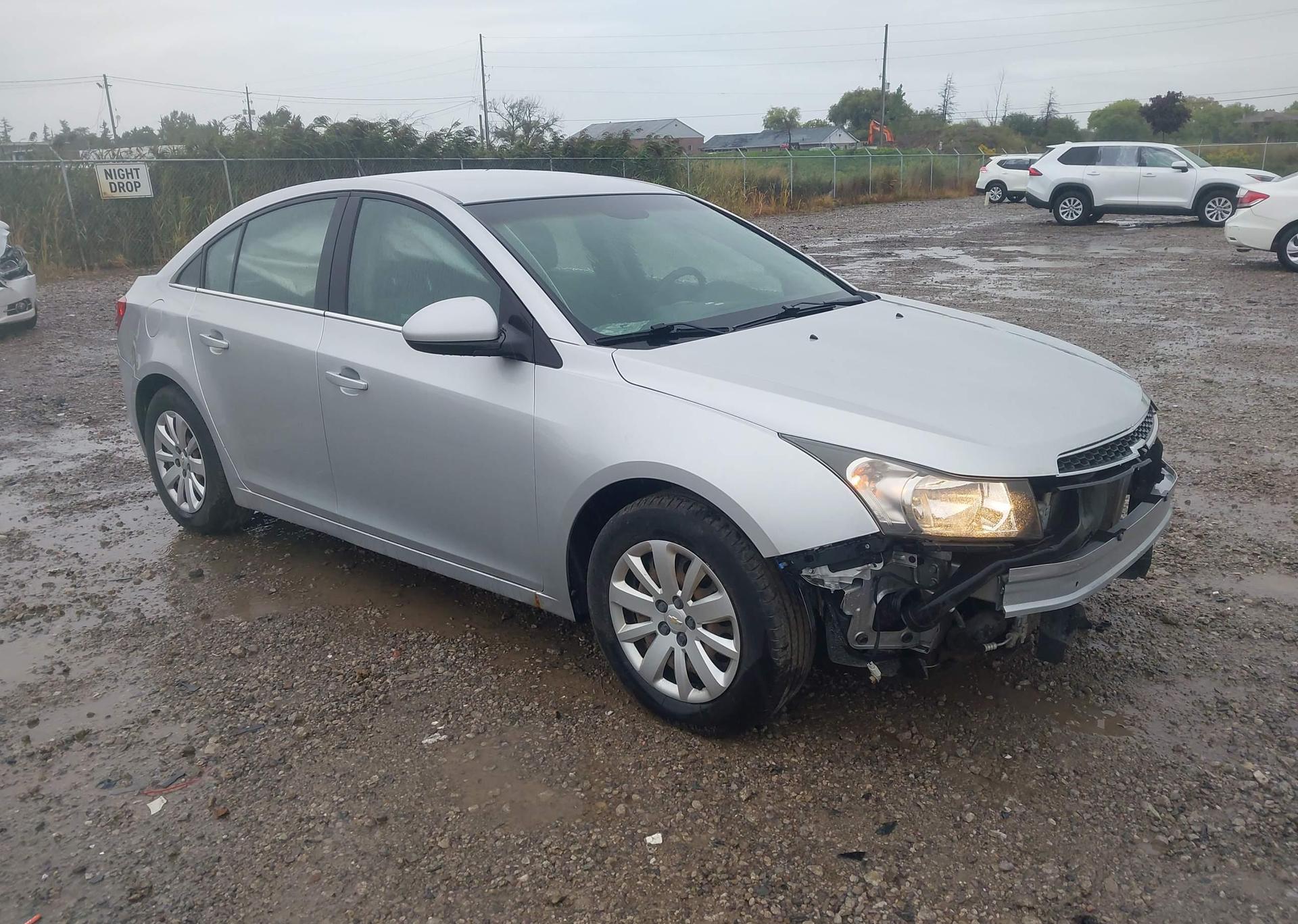 2011 CHEVROLET CRUZE