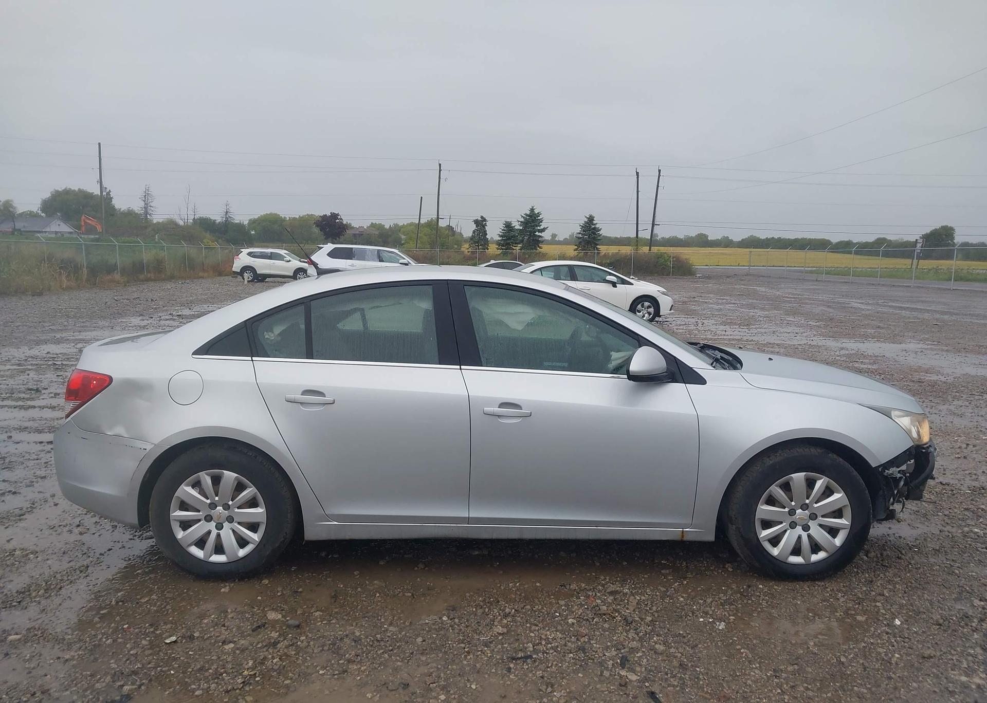 2011 CHEVROLET CRUZE