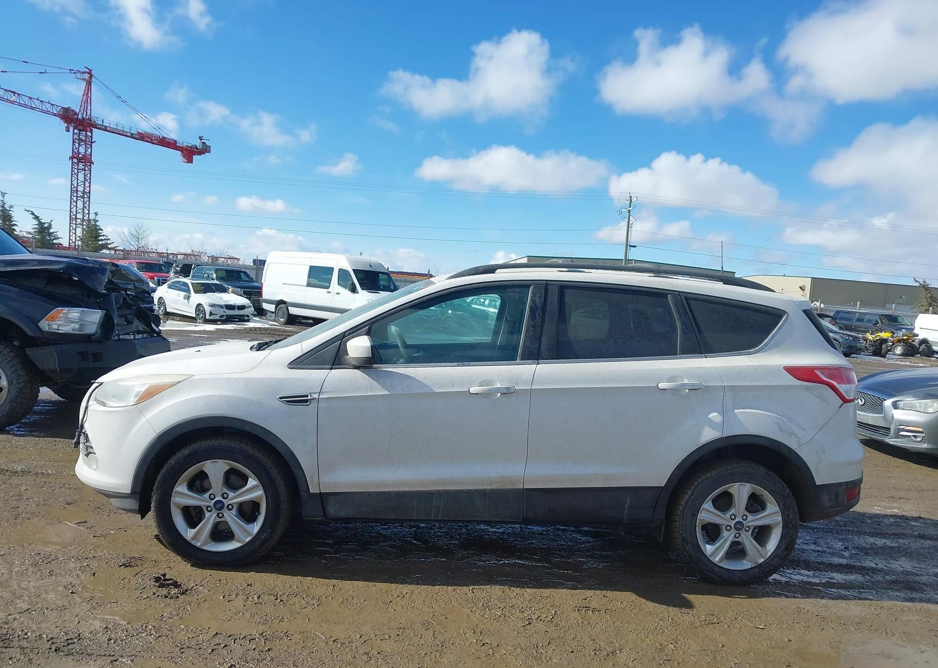 2013 FORD ESCAPE SE