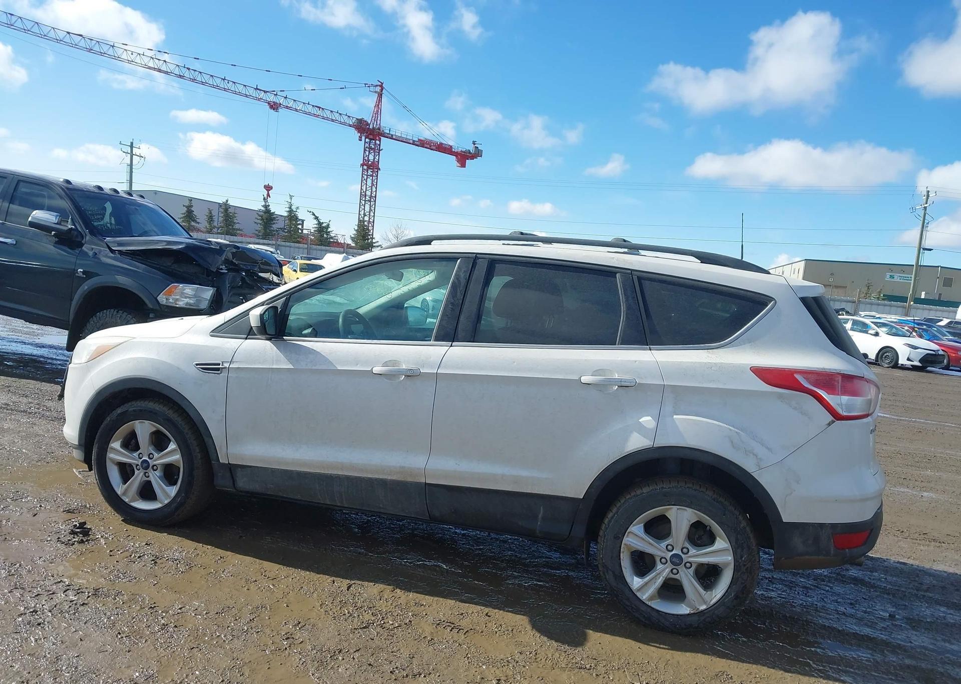 2013 FORD ESCAPE SE