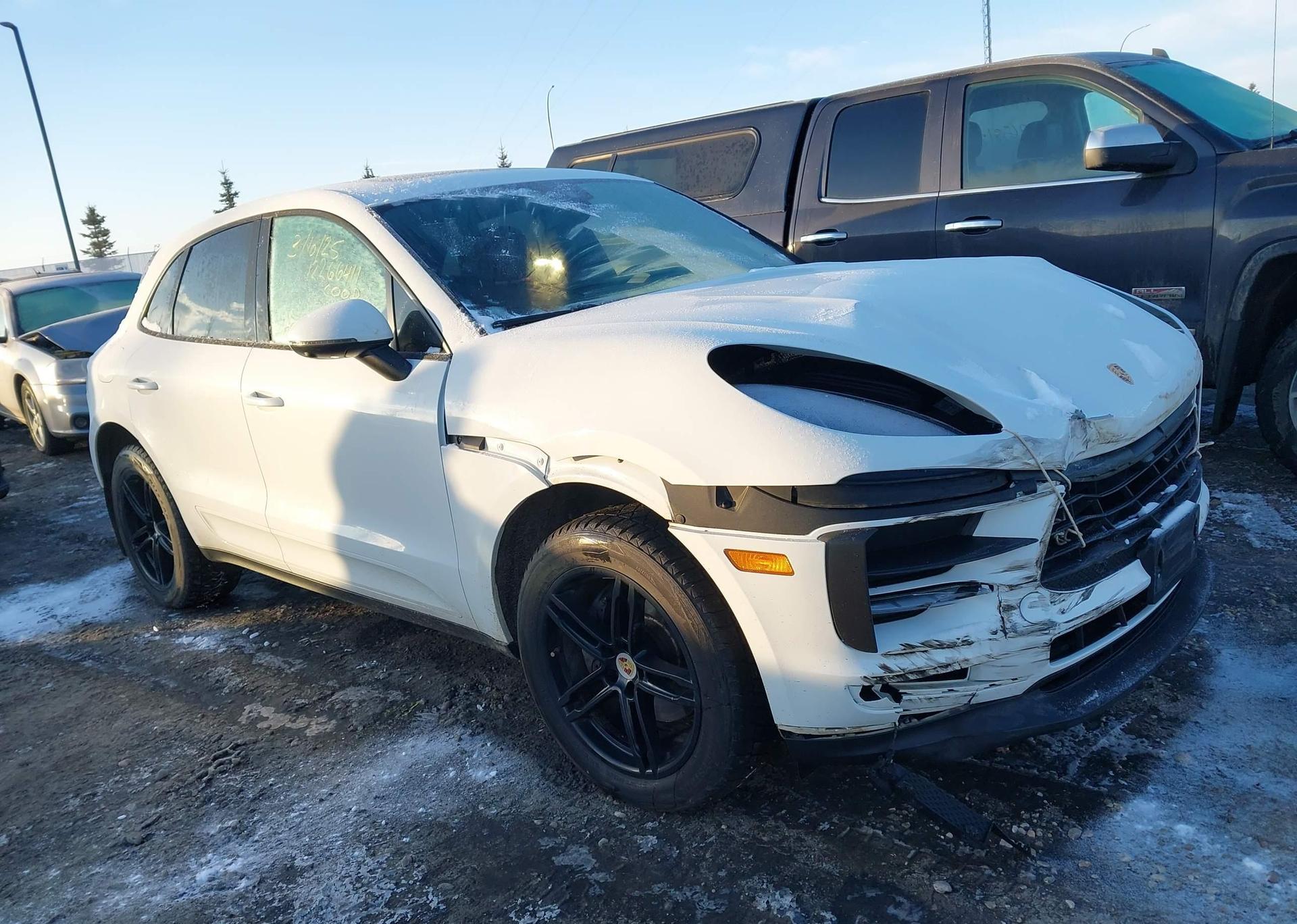 2019 PORSCHE MACAN