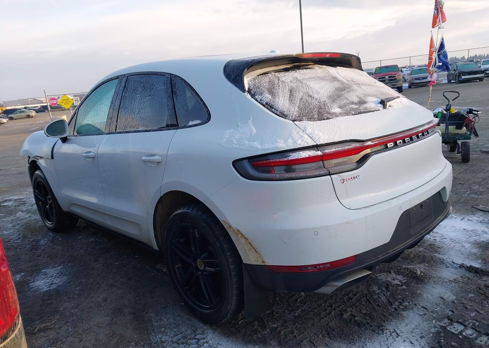 2019 PORSCHE MACAN