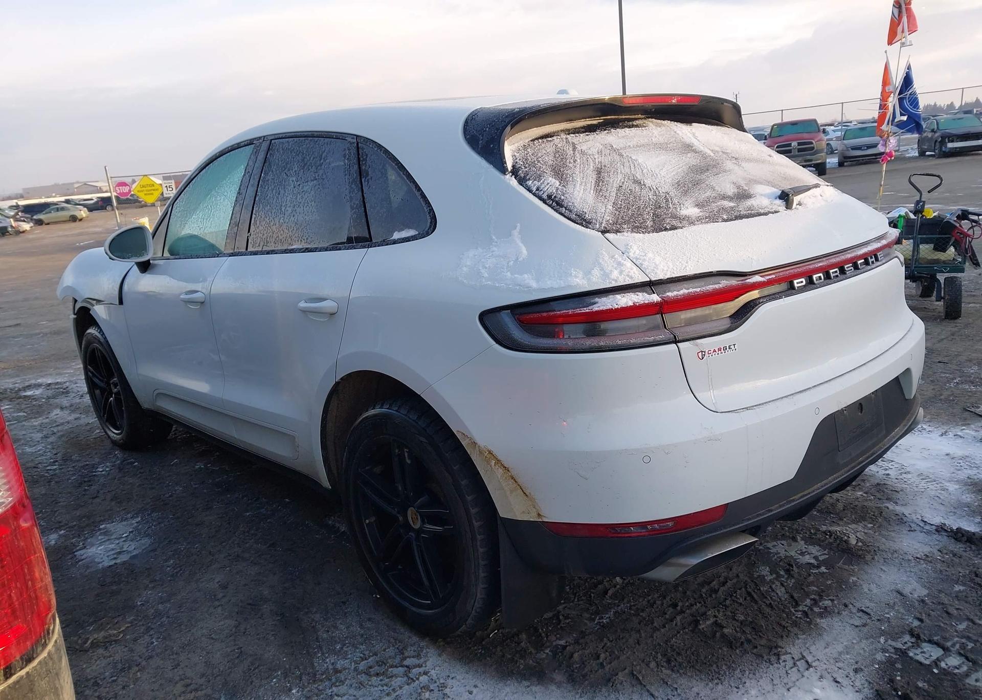 2019 PORSCHE MACAN
