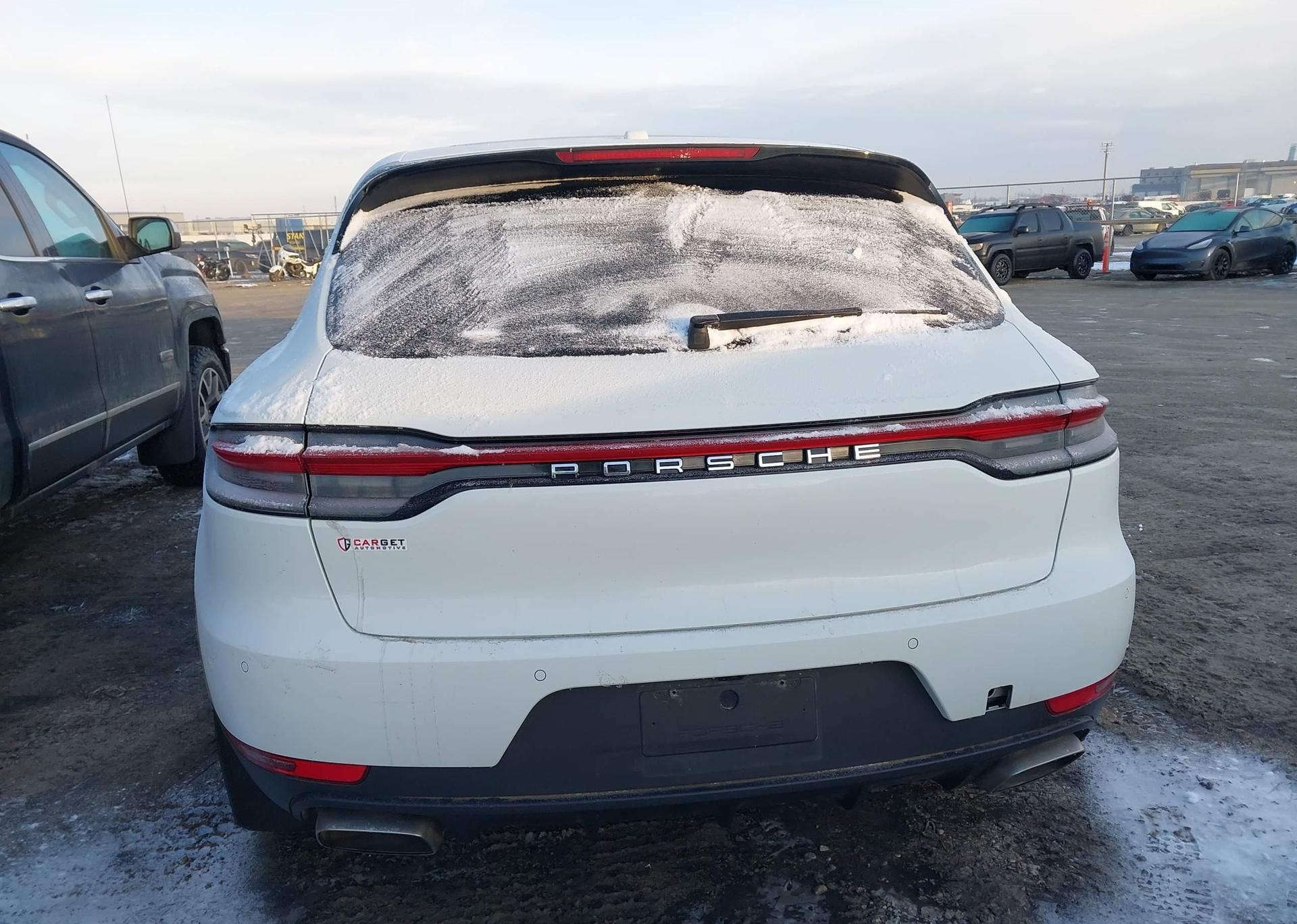 2019 PORSCHE MACAN