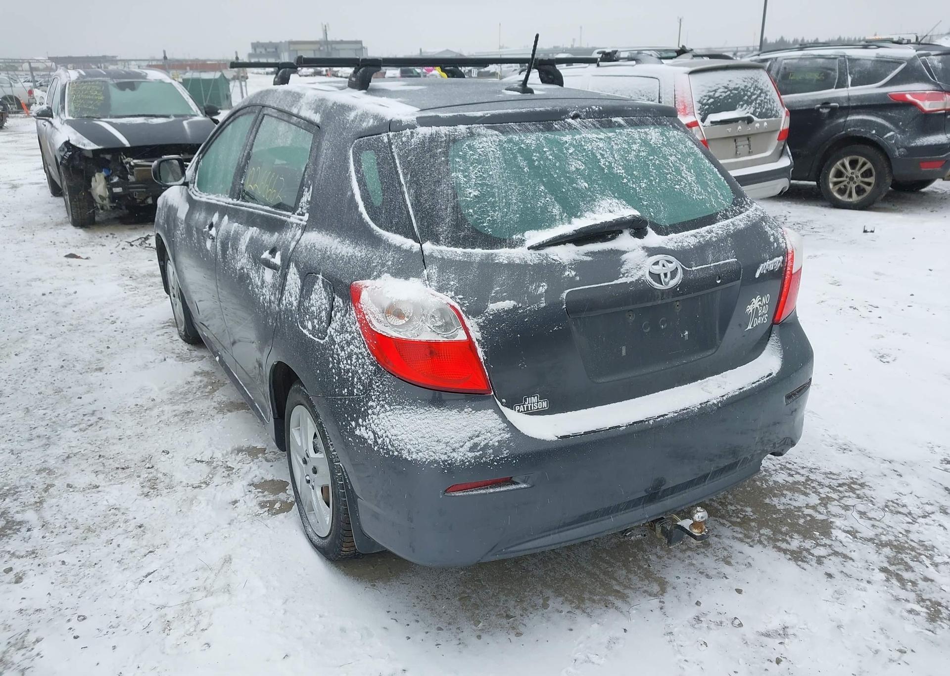 2011 TOYOTA CAMRY SE