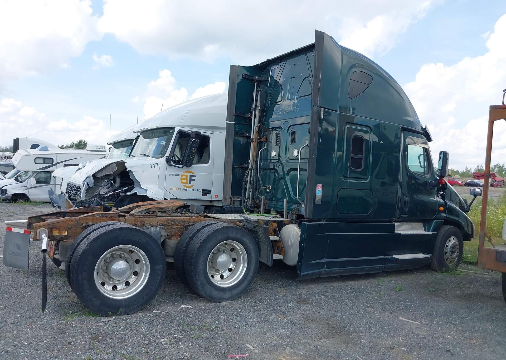 2017 FREIGHTLINER CASCADIA 125