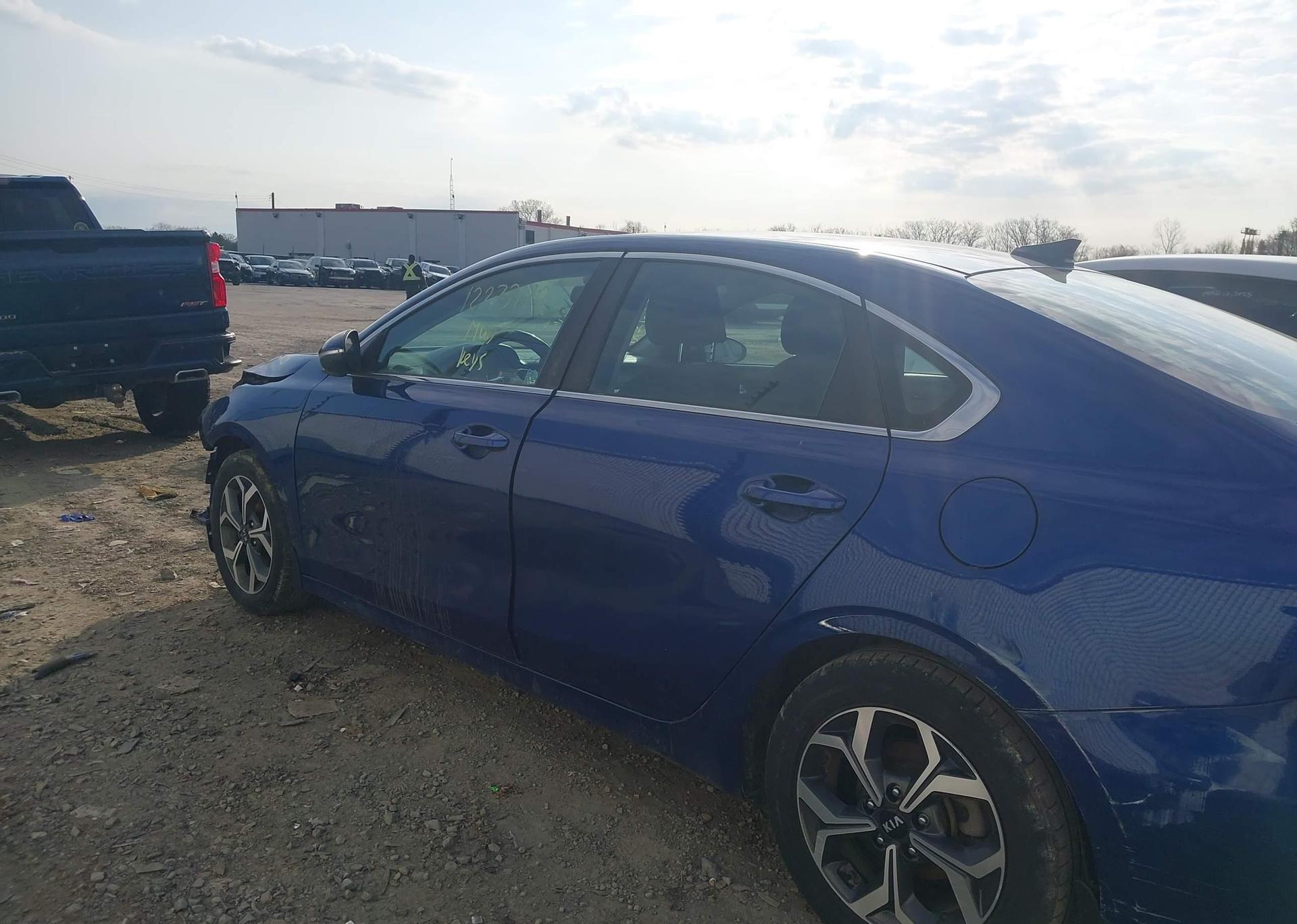 2019 KIA FORTE EX