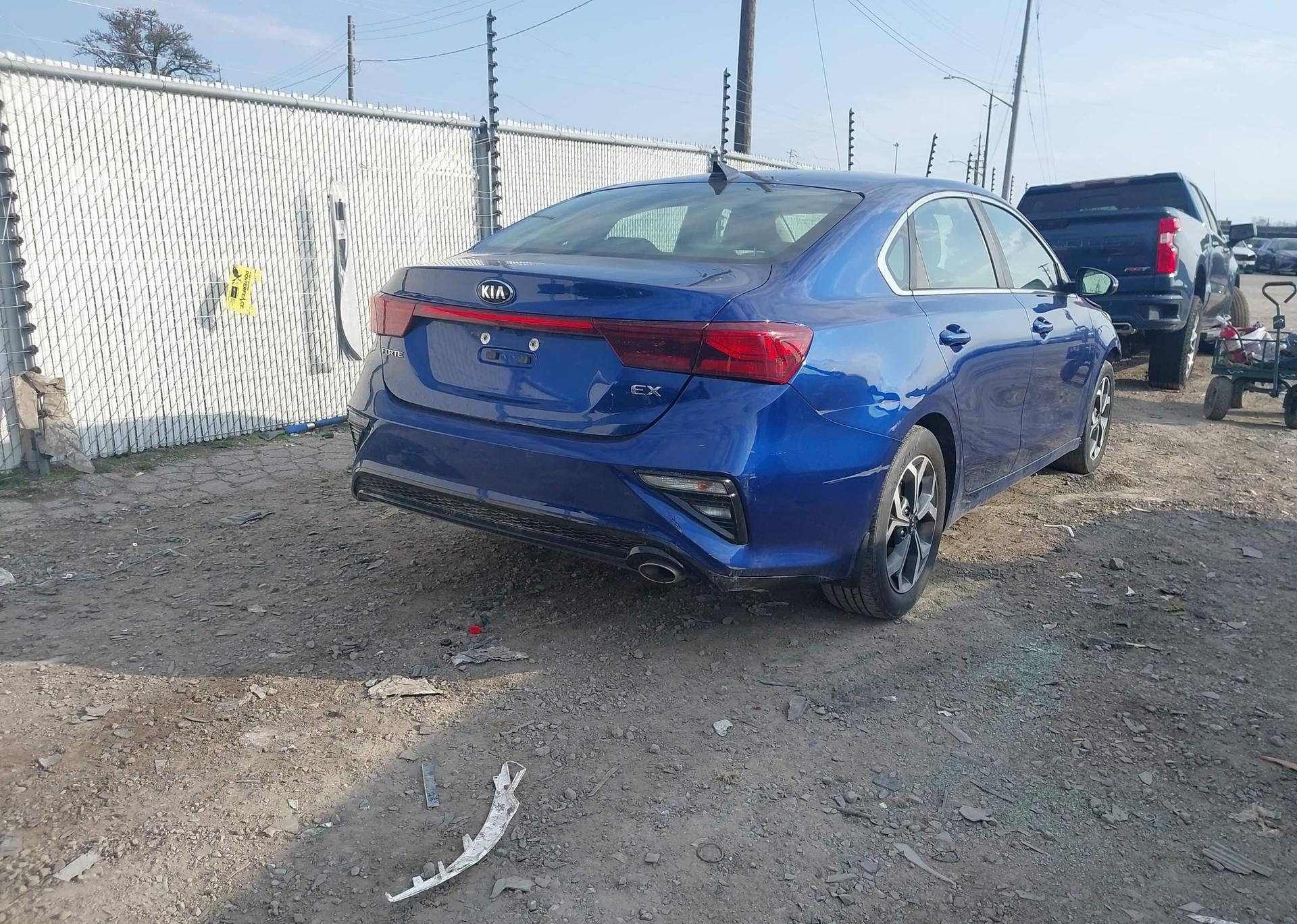 2019 KIA FORTE EX