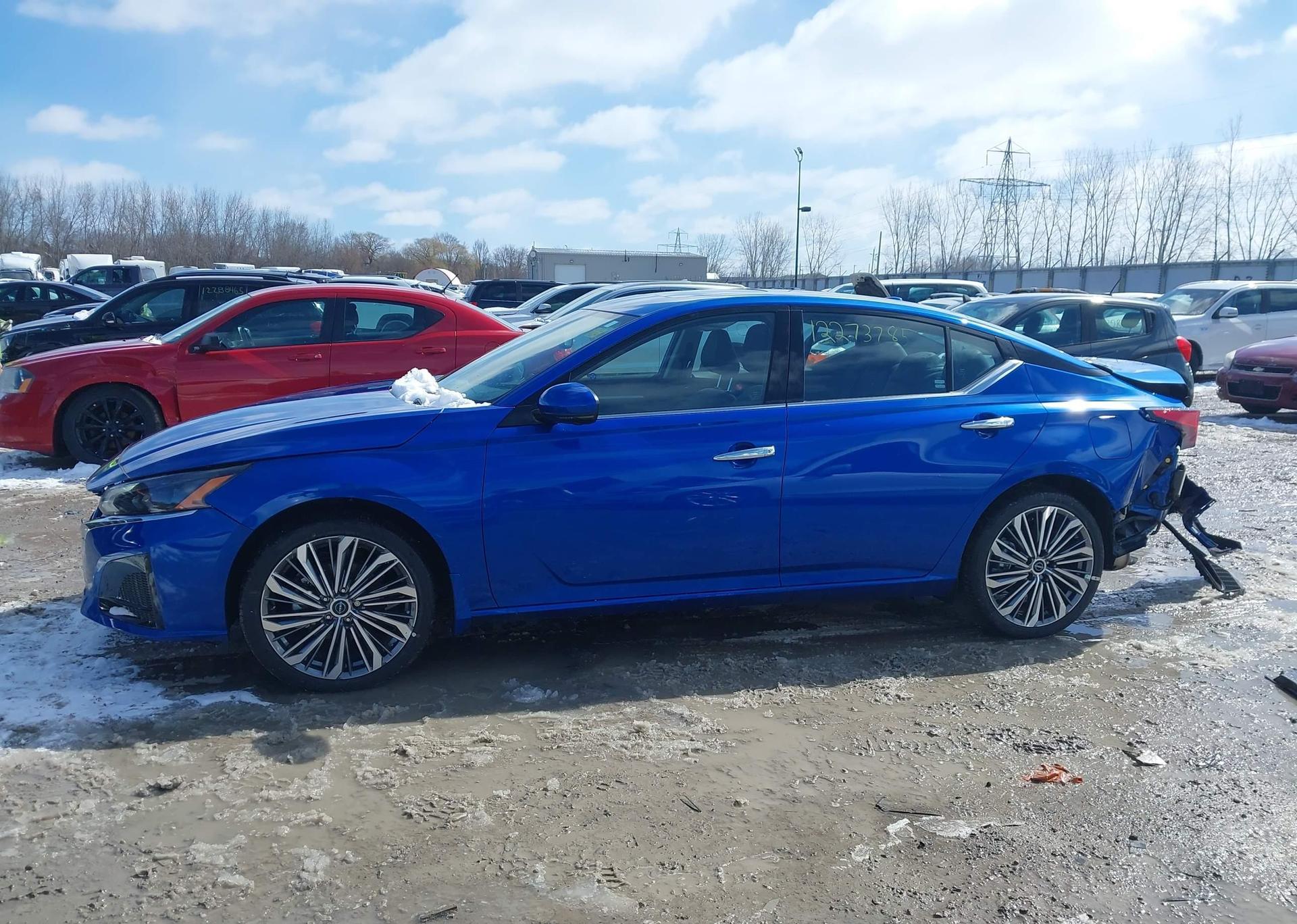 2025 NISSAN ALTIMA PLATINUM