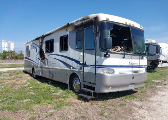 1999 FREIGHTLINER CHASSIS X LINE MOTOR HOME