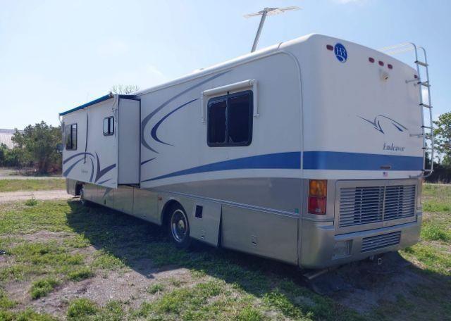 1999 FREIGHTLINER CHASSIS X LINE MOTOR HOME