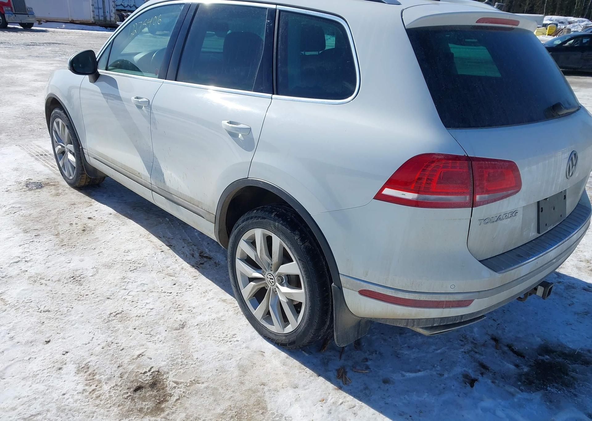 2016 VOLKSWAGEN TOUAREG TDI