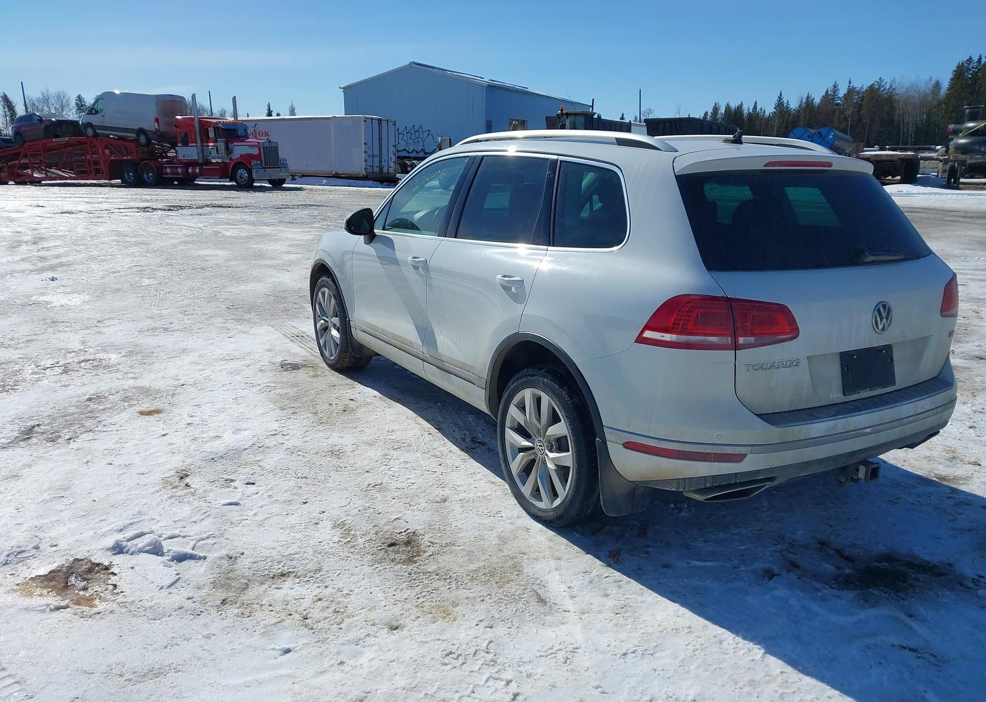 2016 VOLKSWAGEN TOUAREG TDI