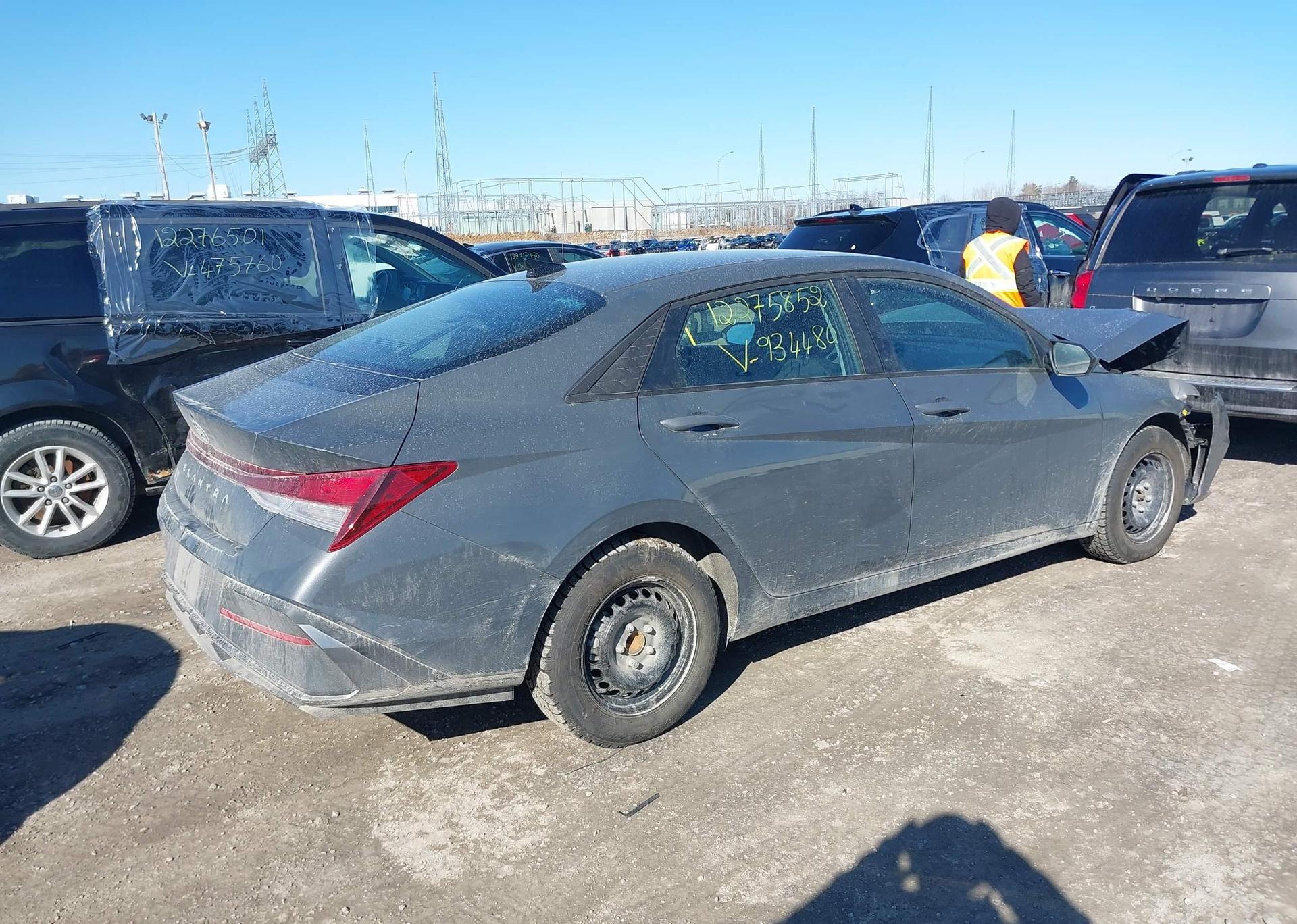 2025 HYUNDAI ELANTRA