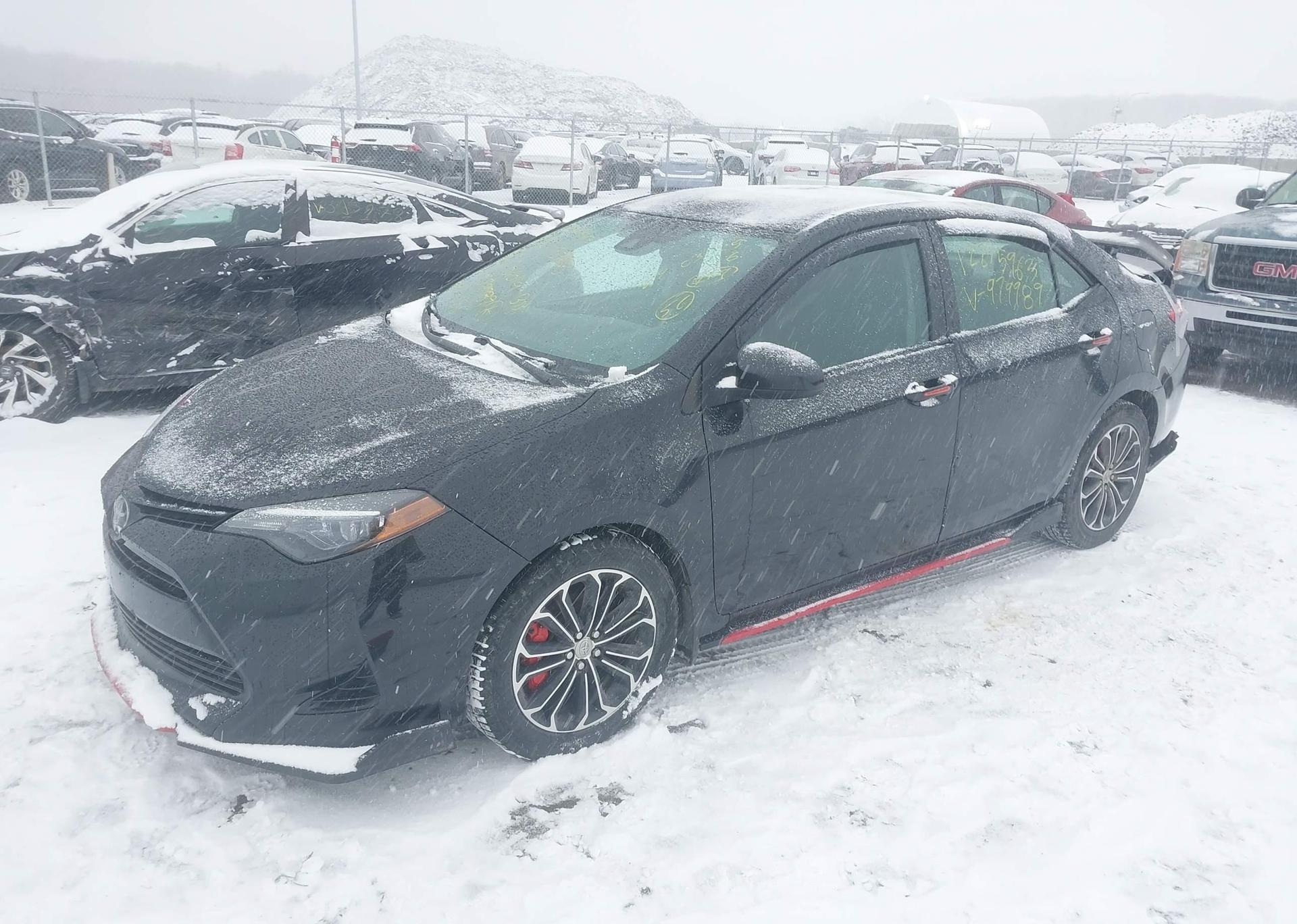 2018 TOYOTA COROLLA