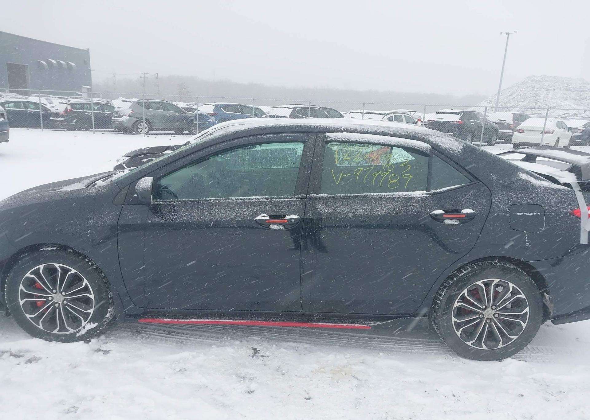 2018 TOYOTA COROLLA