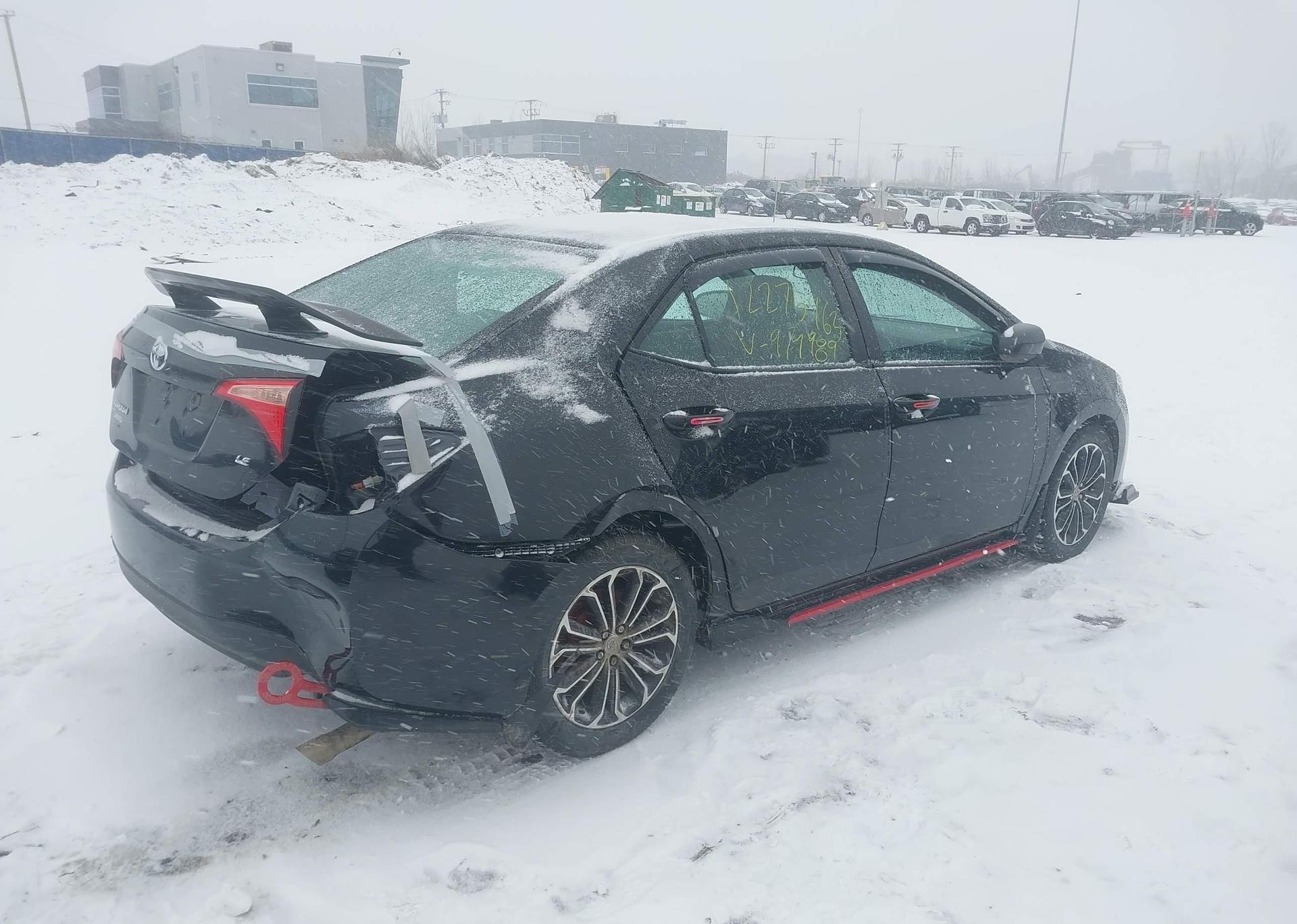 2018 TOYOTA COROLLA
