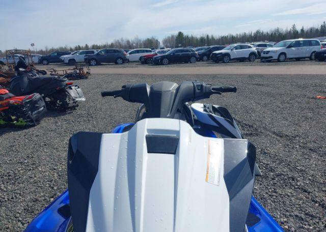 2018 YAMAHA WAVE RUNNER