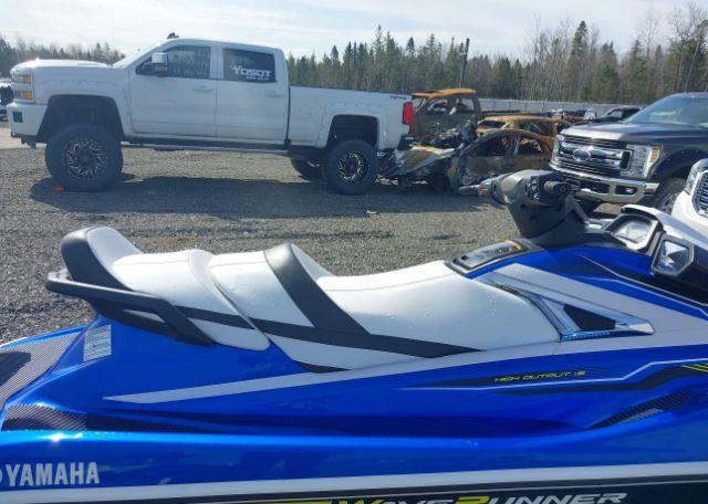2018 YAMAHA WAVE RUNNER