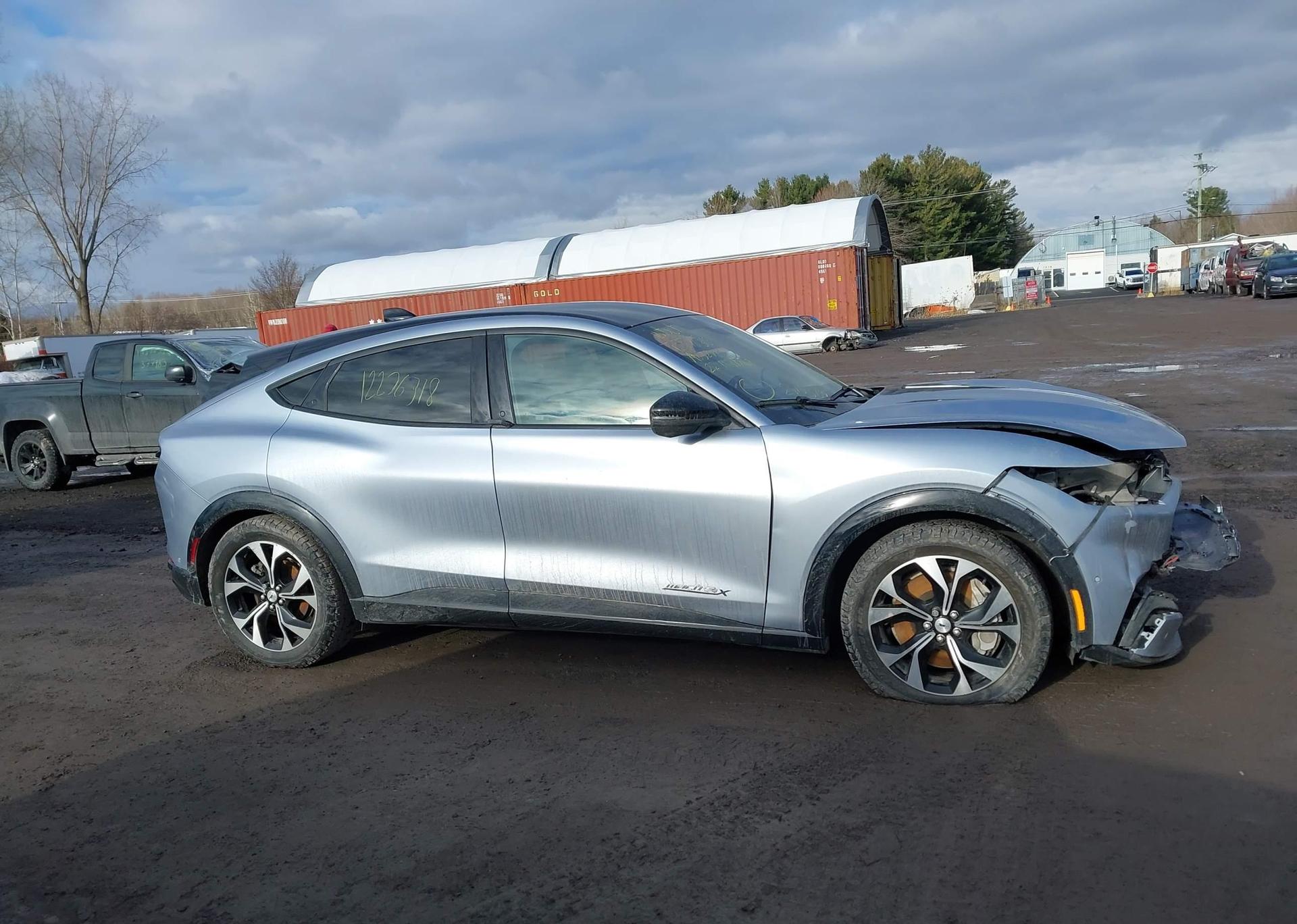 2022 FORD MUSTANG MACH-E