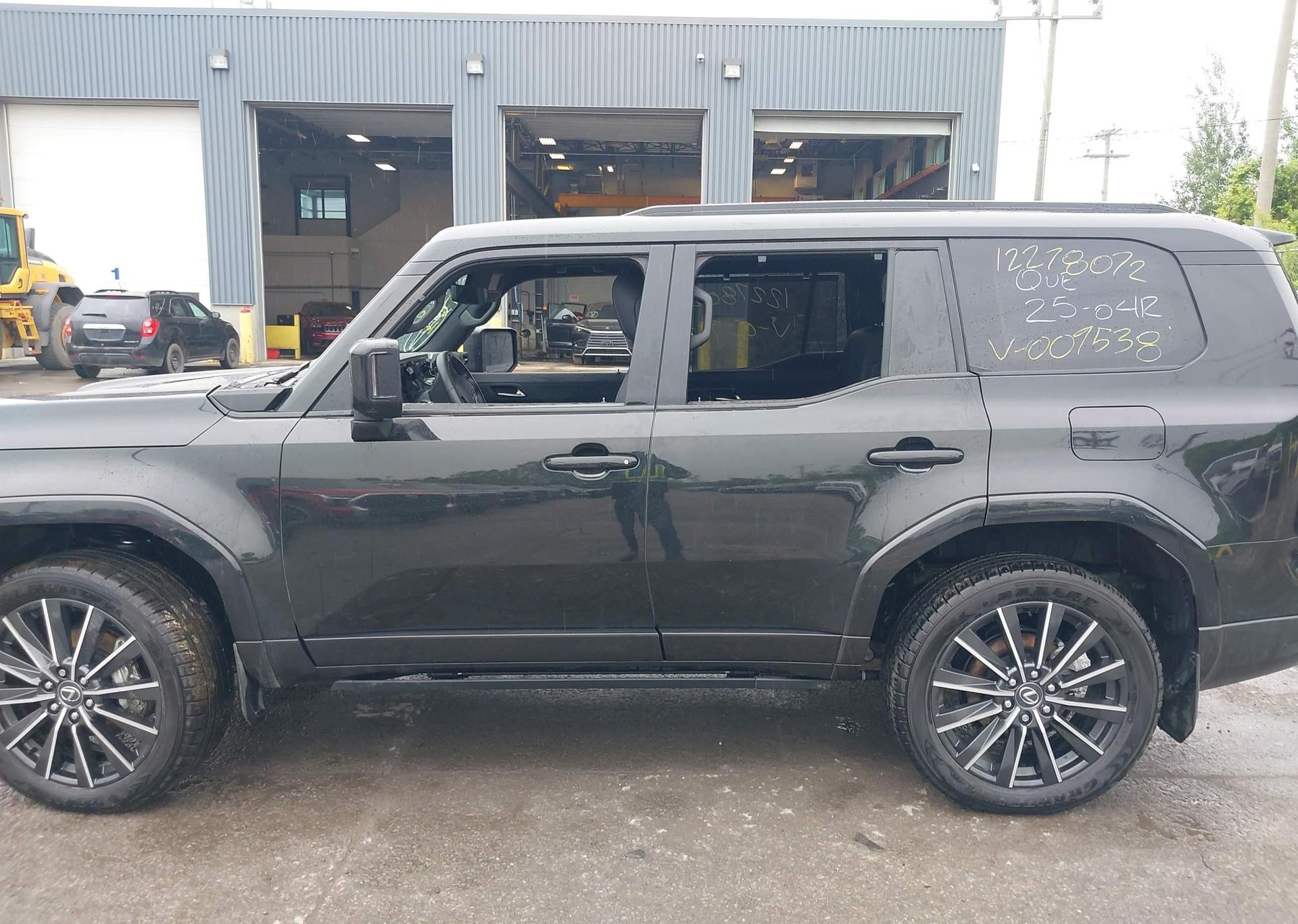 2024 LEXUS GX 550