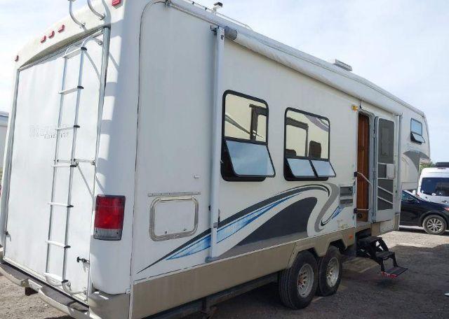 2004 GLENDALE TITANIUM TRAILER