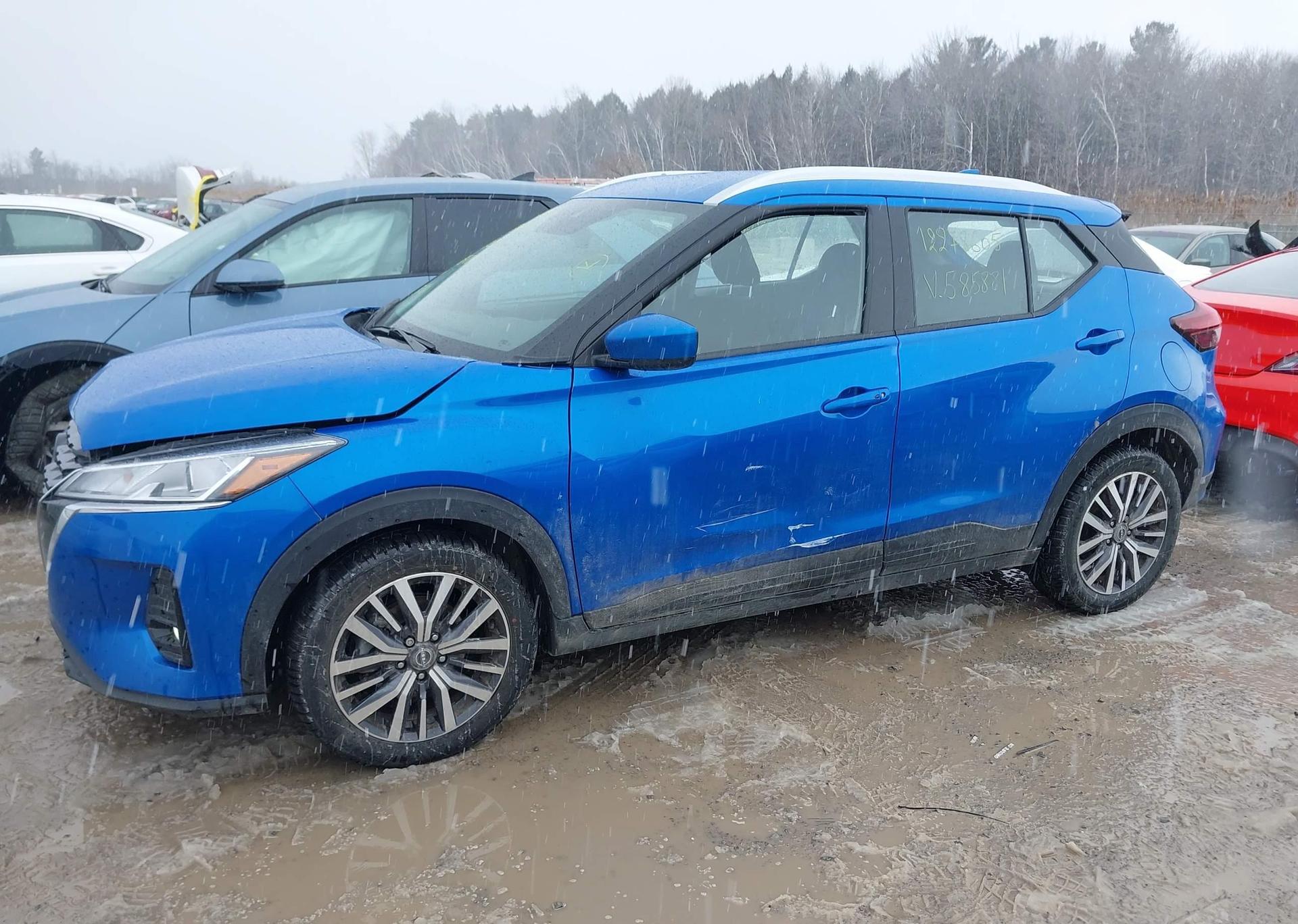 2024 NISSAN KICKS SV