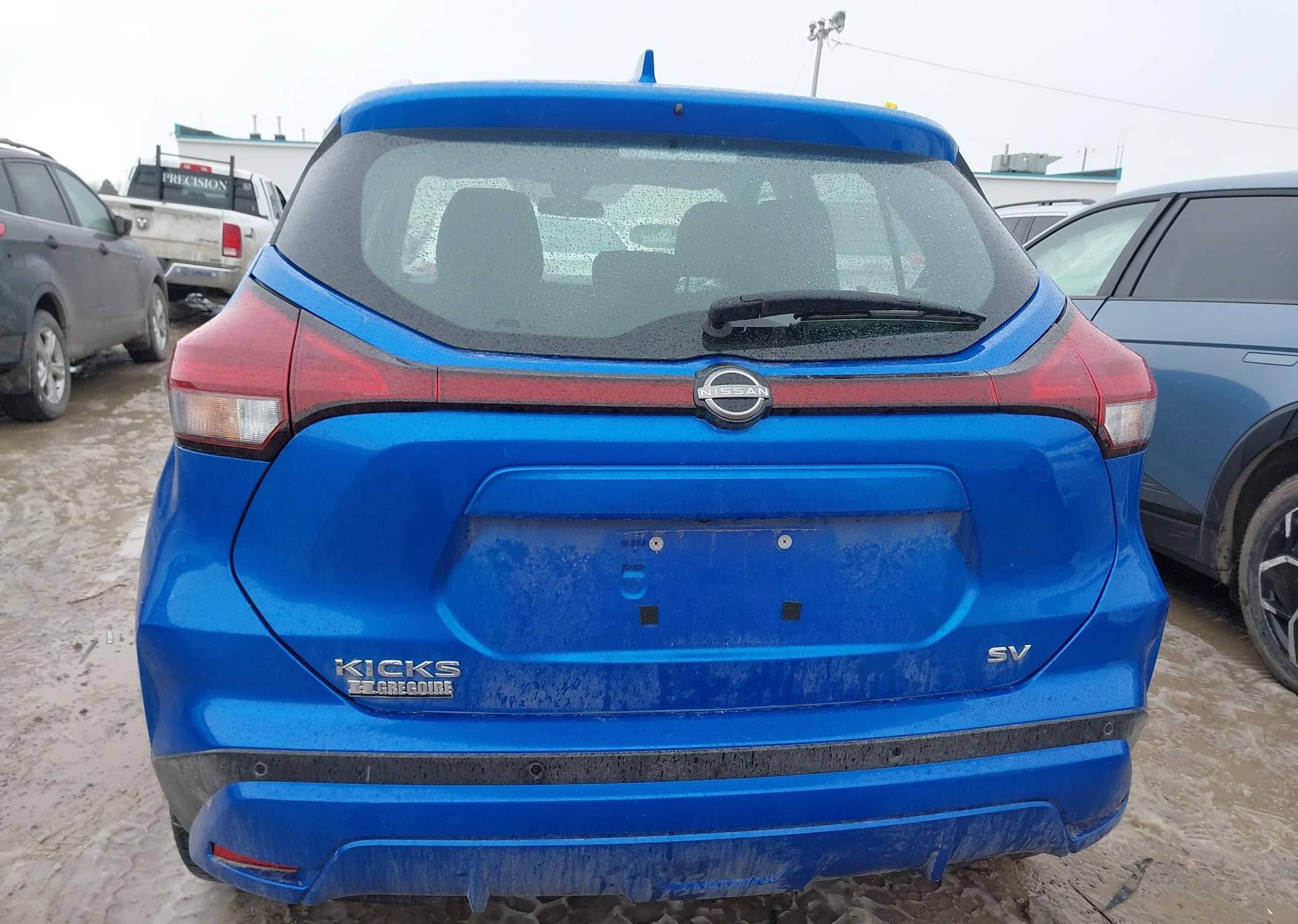 2024 NISSAN KICKS SV