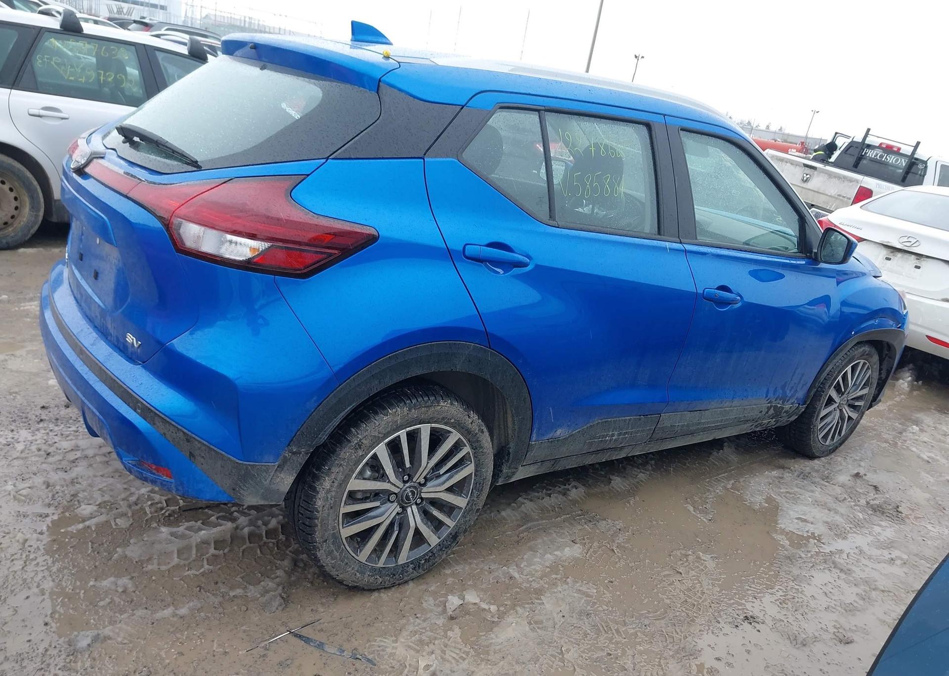 2024 NISSAN KICKS SV