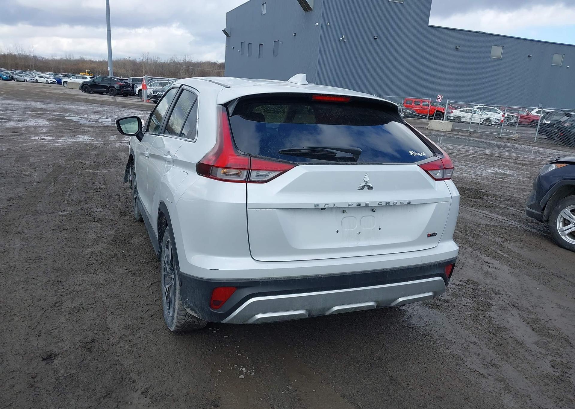 2023 MITSUBISHI ECLIPSE CROSS CARBON EDITION